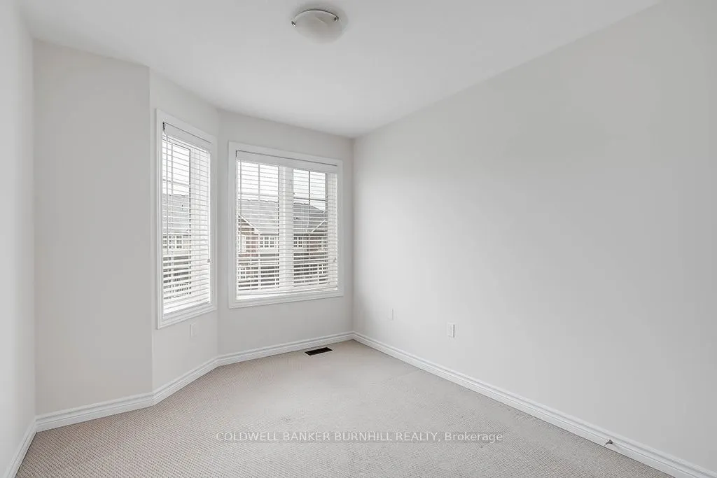 8 Hiscott Drive