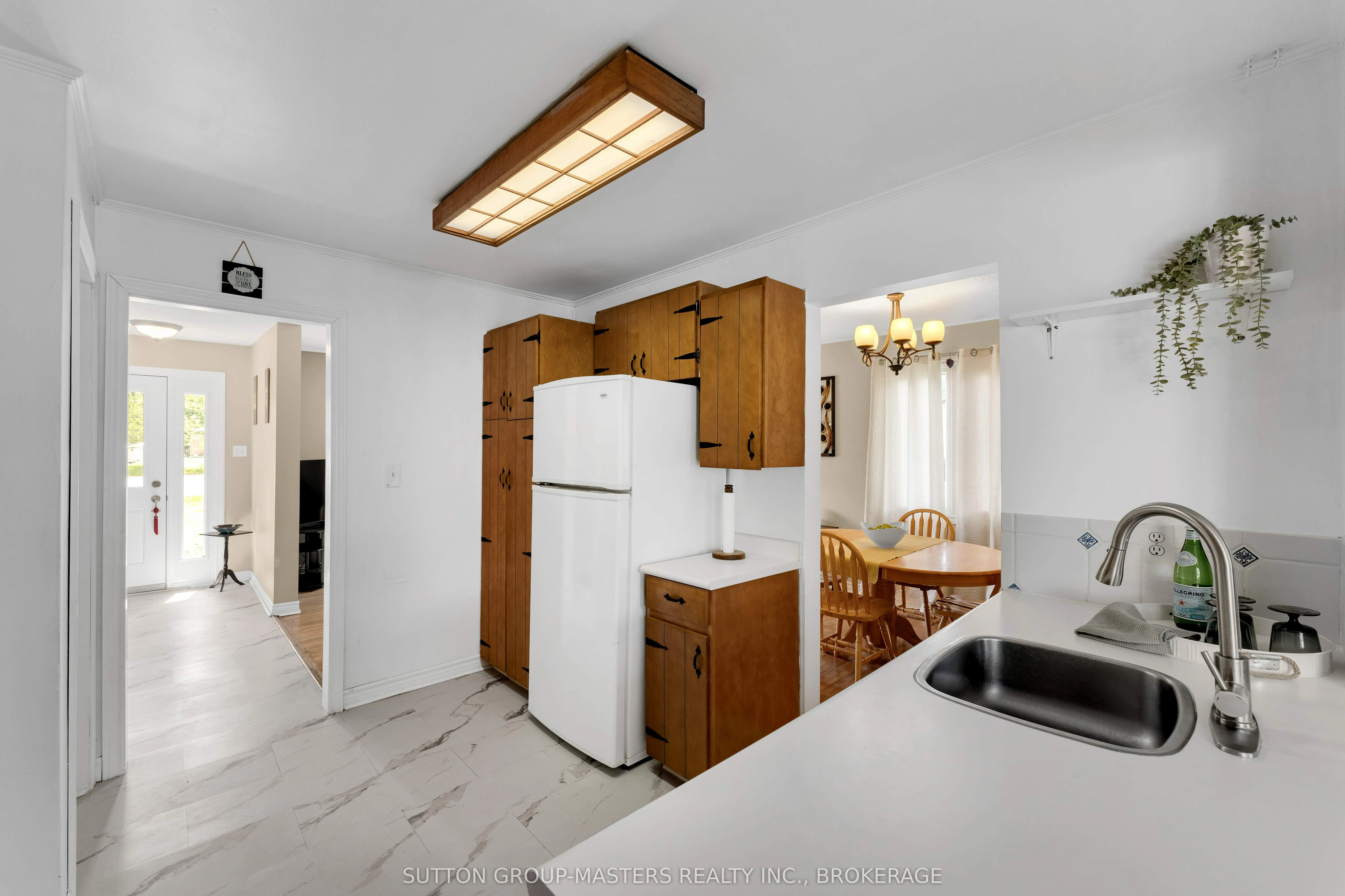 21 McDonald Crescent