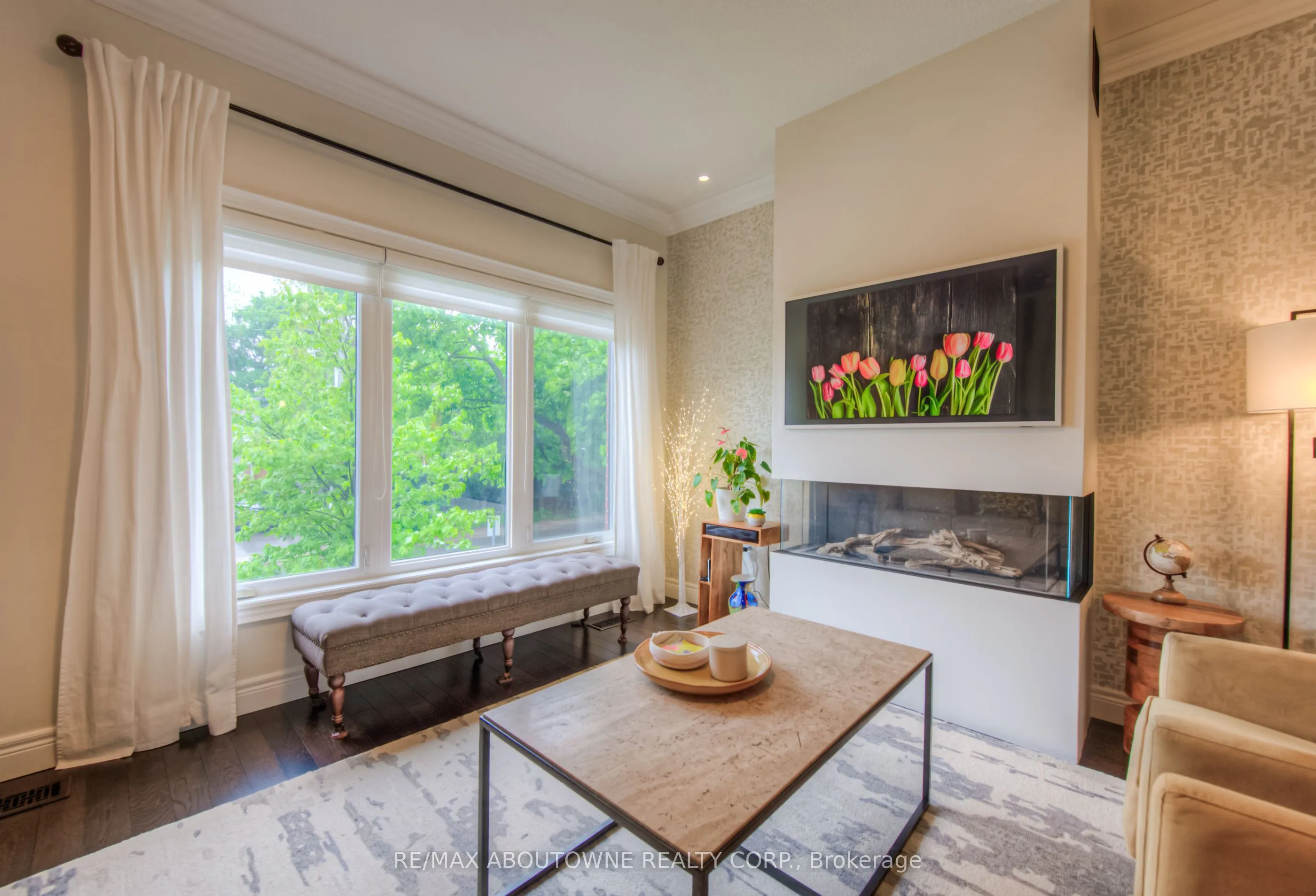 44 Flamboro Street, #7