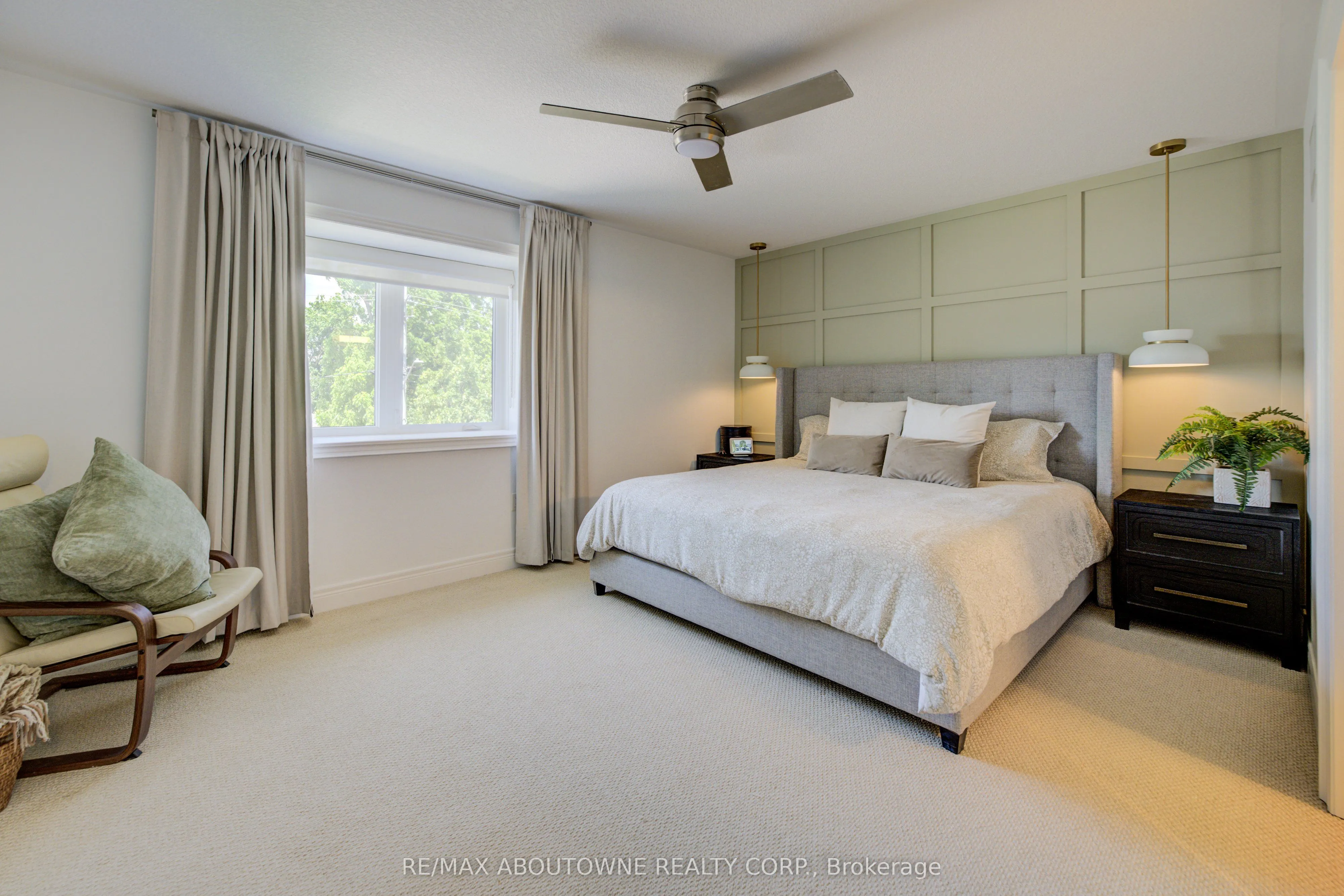 44 Flamboro Street, #7