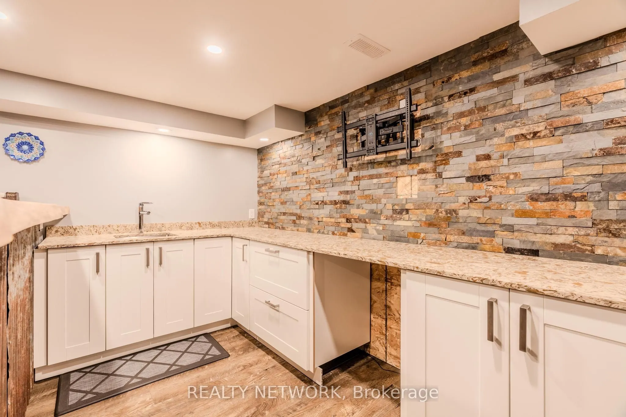 29 Riviera Ridge