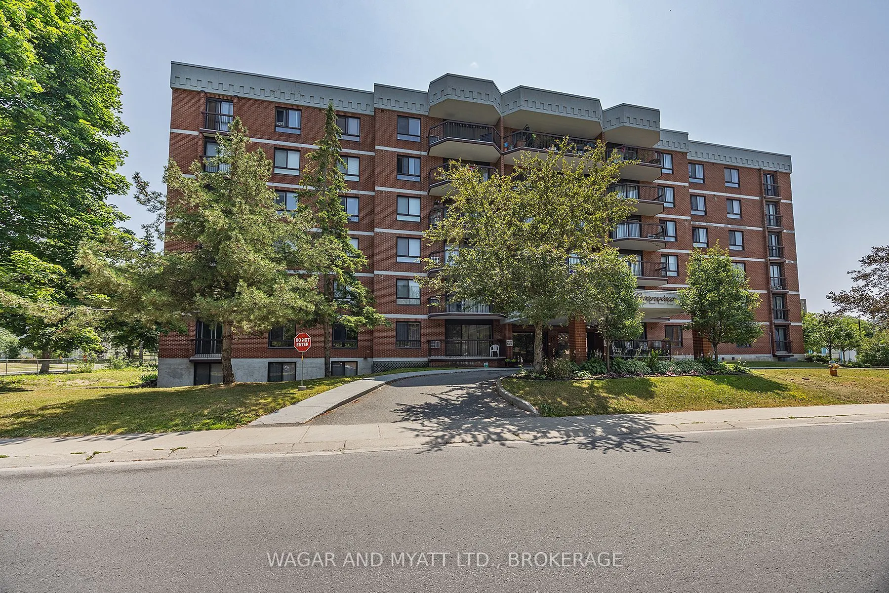 14 GREENVIEW Drive, #607