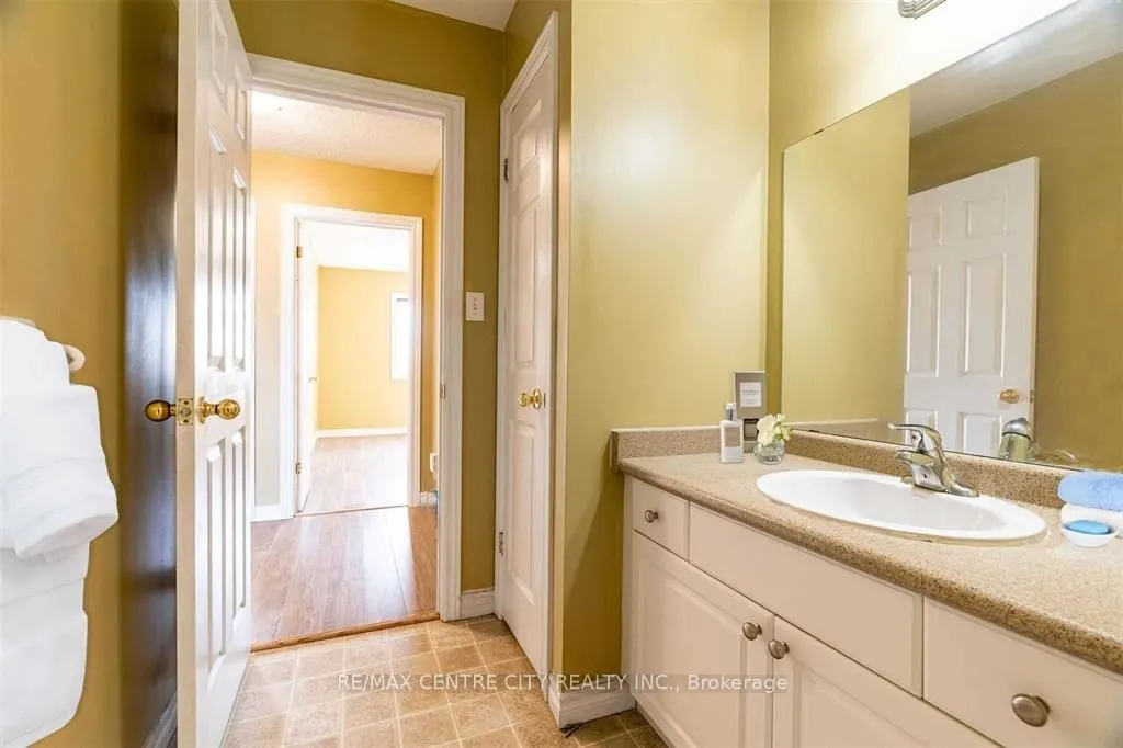 600 Sarnia Road #31