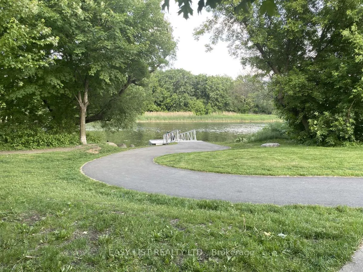 152 Springhurst Avenue, #3