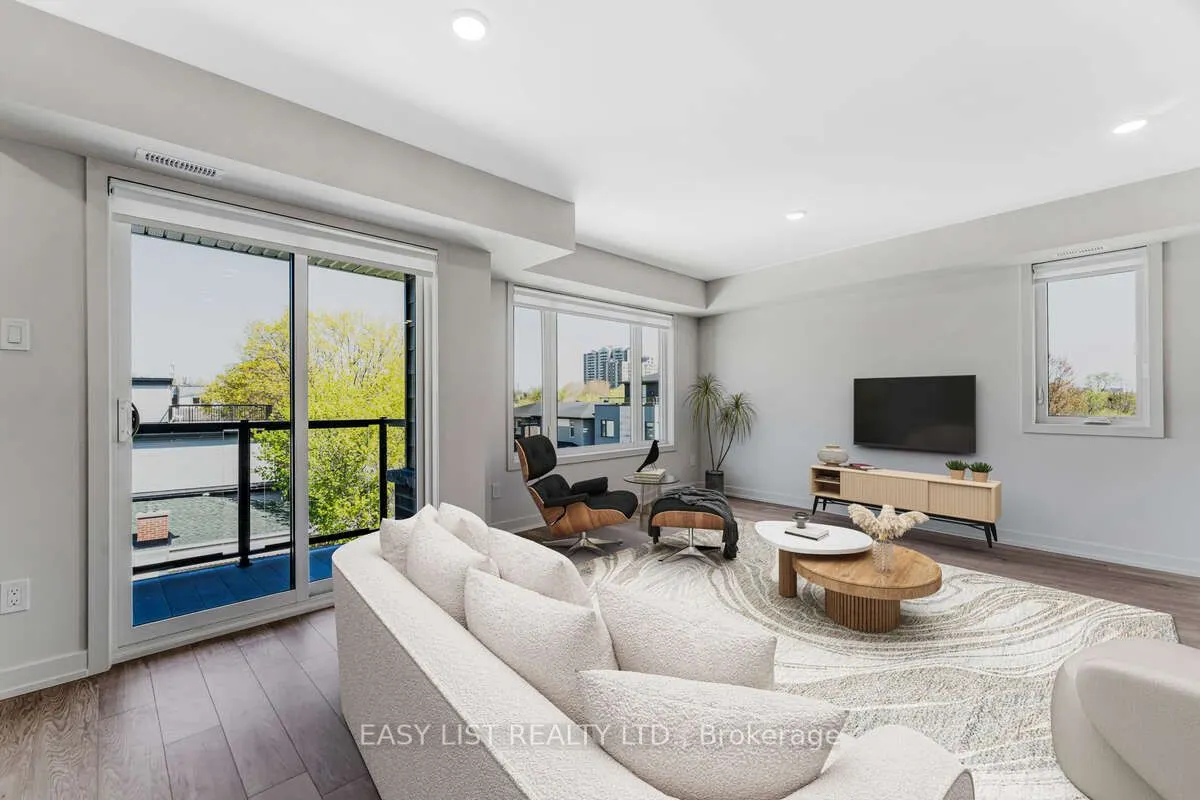 152 Springhurst Avenue, #3