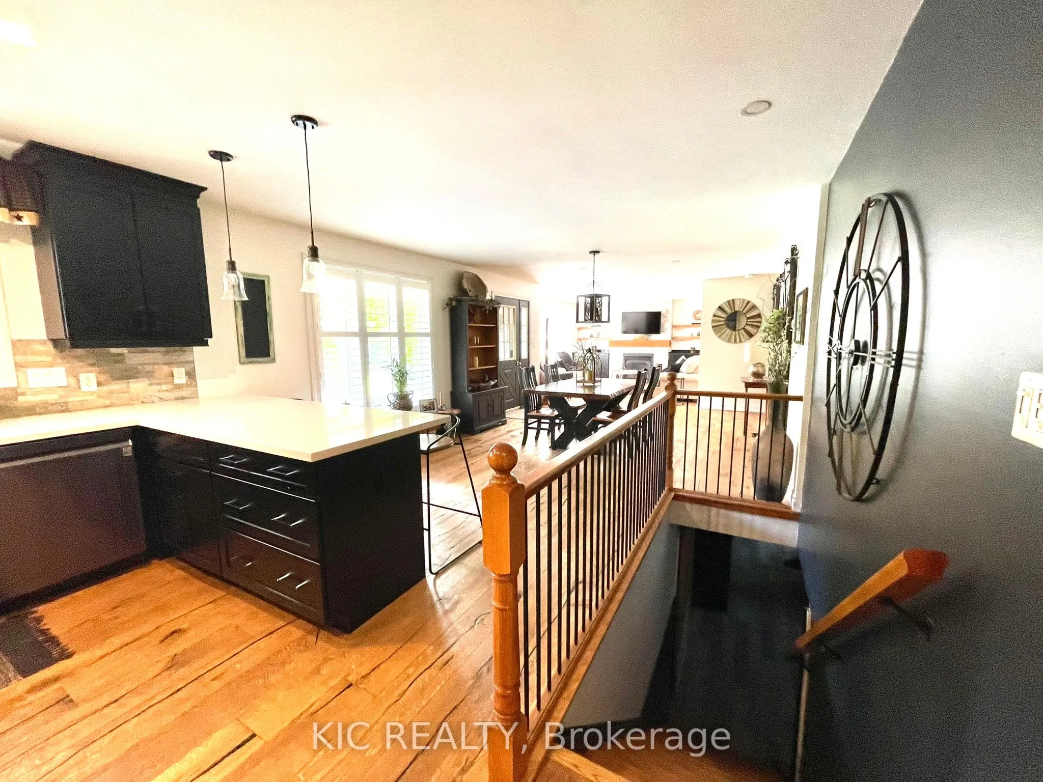 556 Fifth Line Rd Dum Road