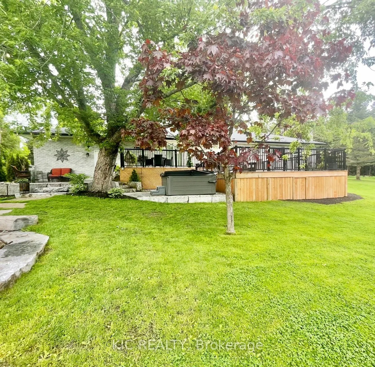 556 Fifth Line Rd Dum Road