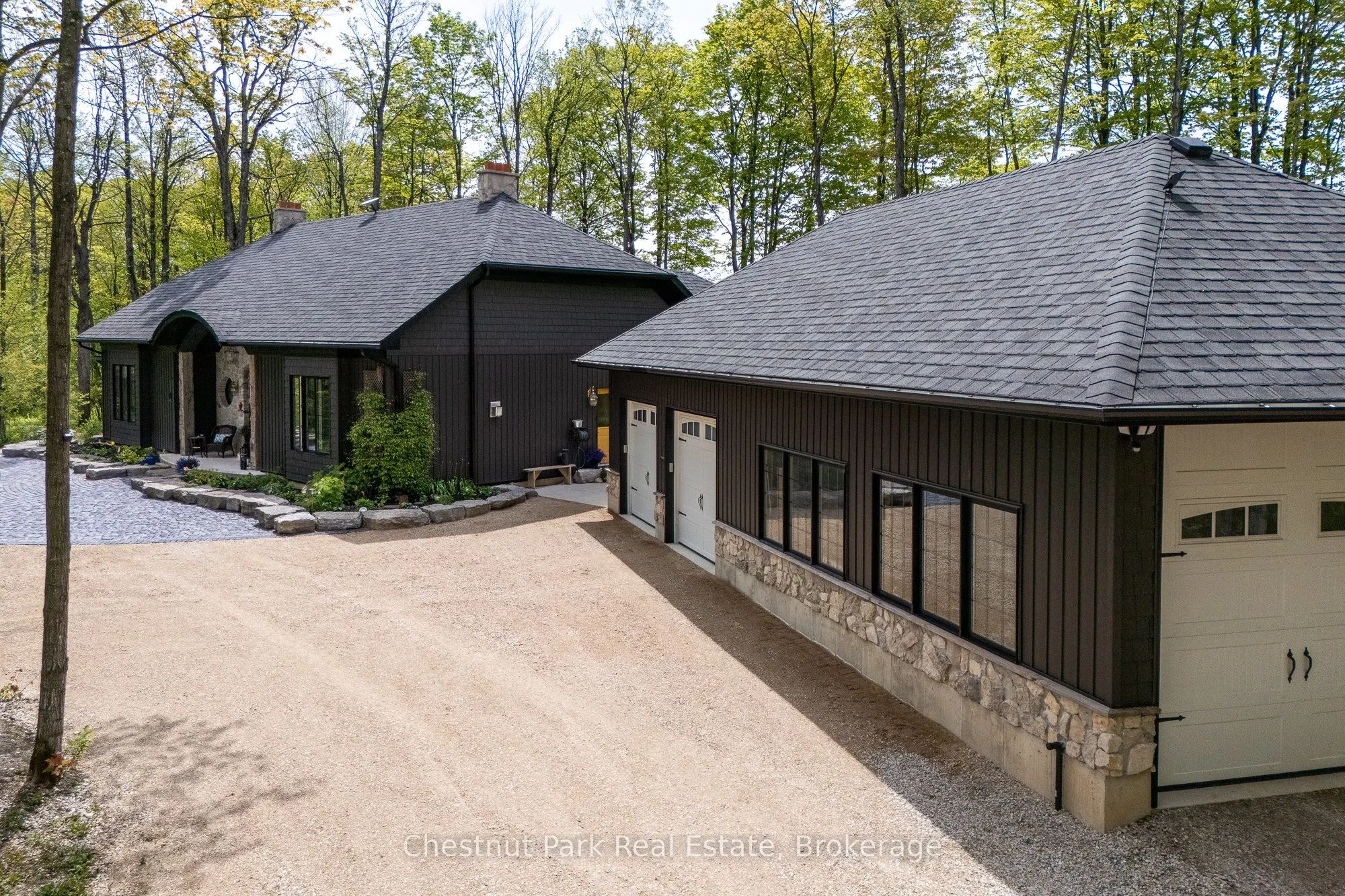 583724 Sideroad 60