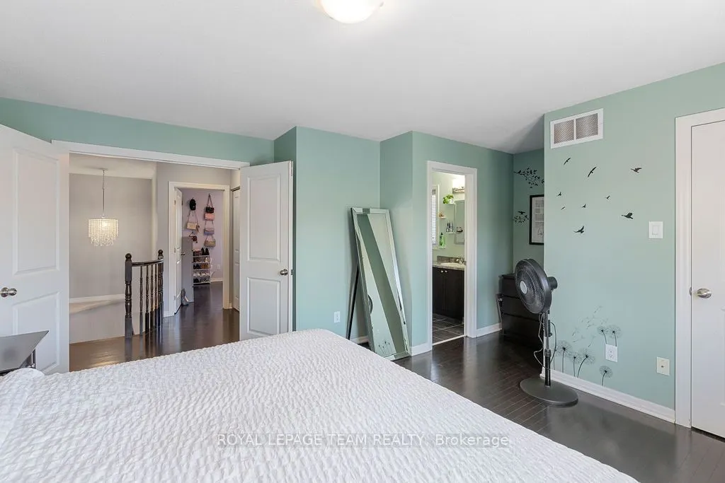 677 SUNBURST Street
