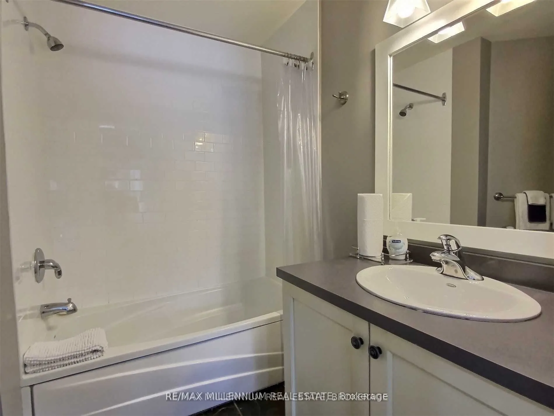 171 Snowbridge Way, #141