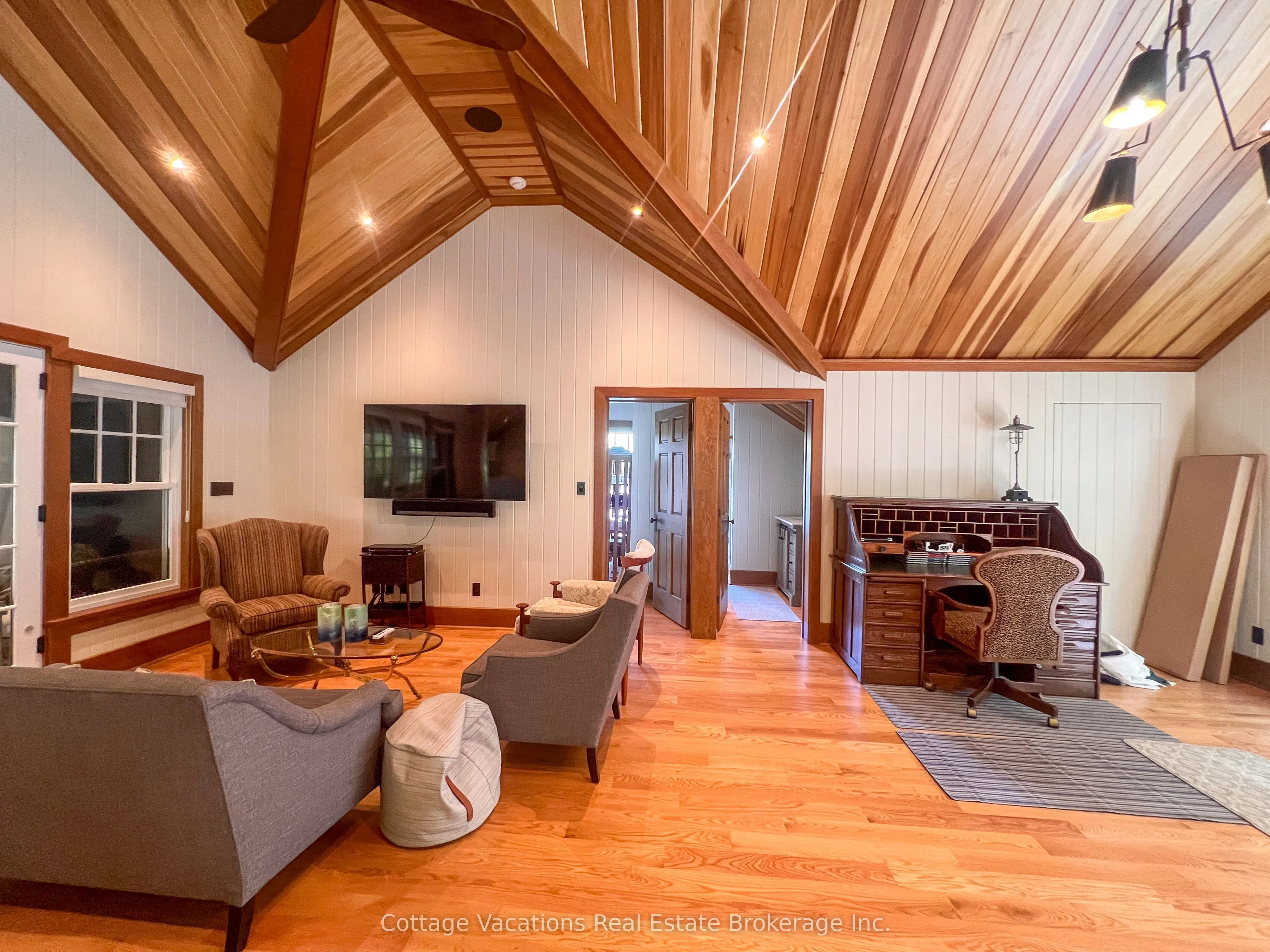 1120 Ferndale Road