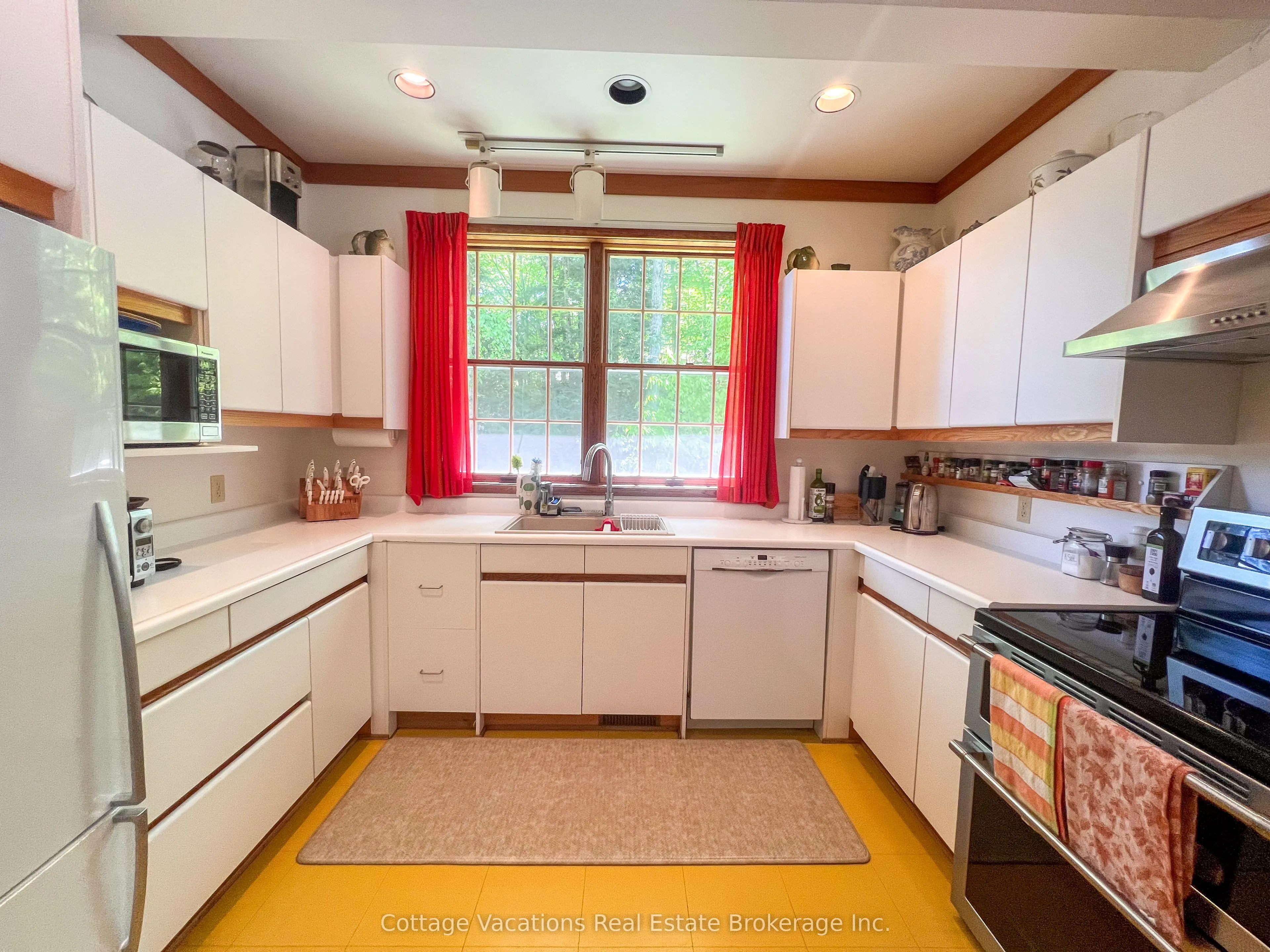 1120 Ferndale Road