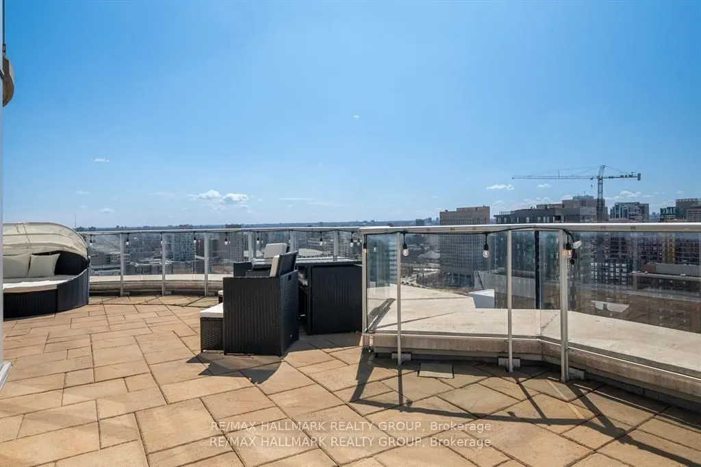 195 Besserer Street, #2701