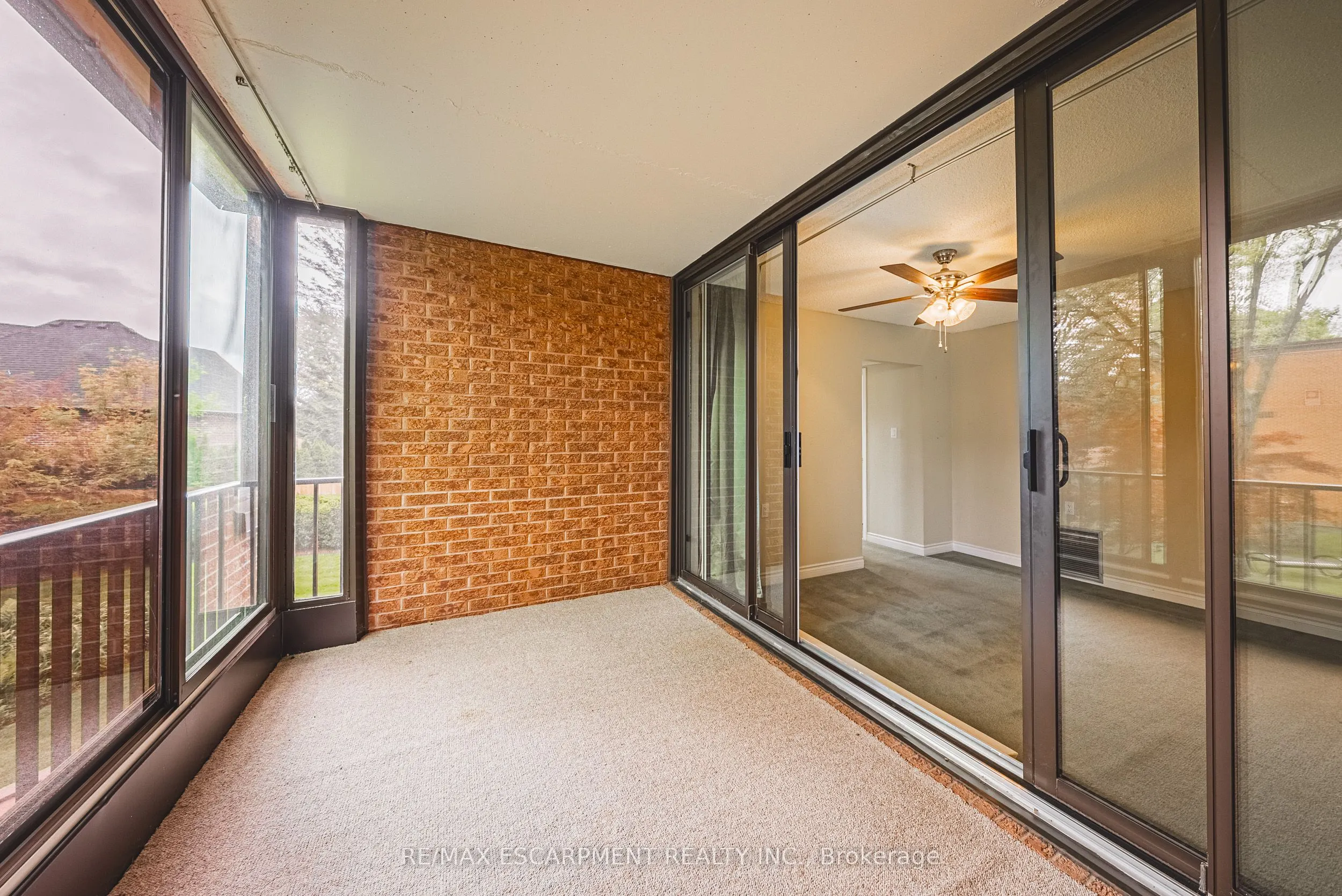 150 WILSON Street W, #215