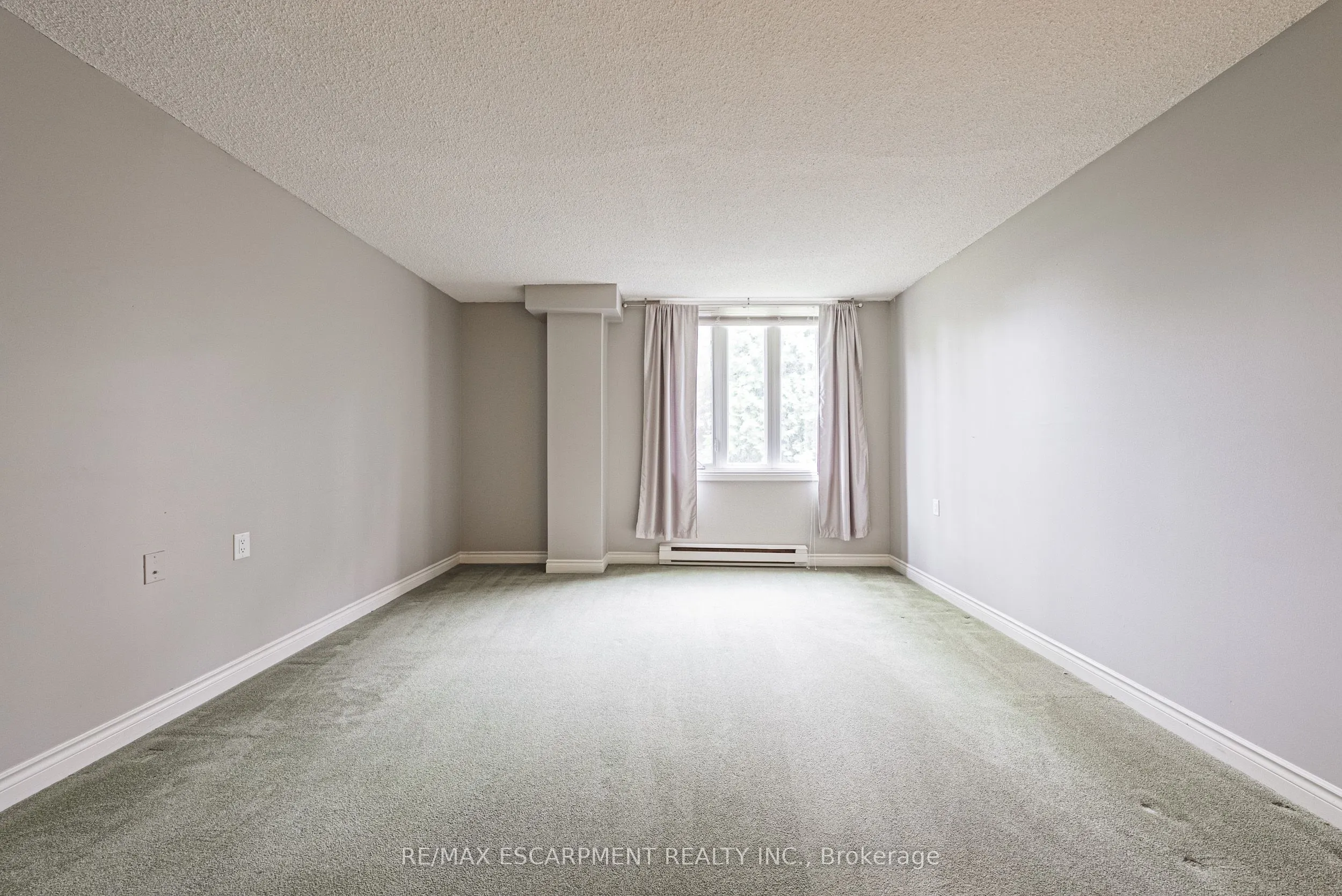 150 WILSON Street W, #215