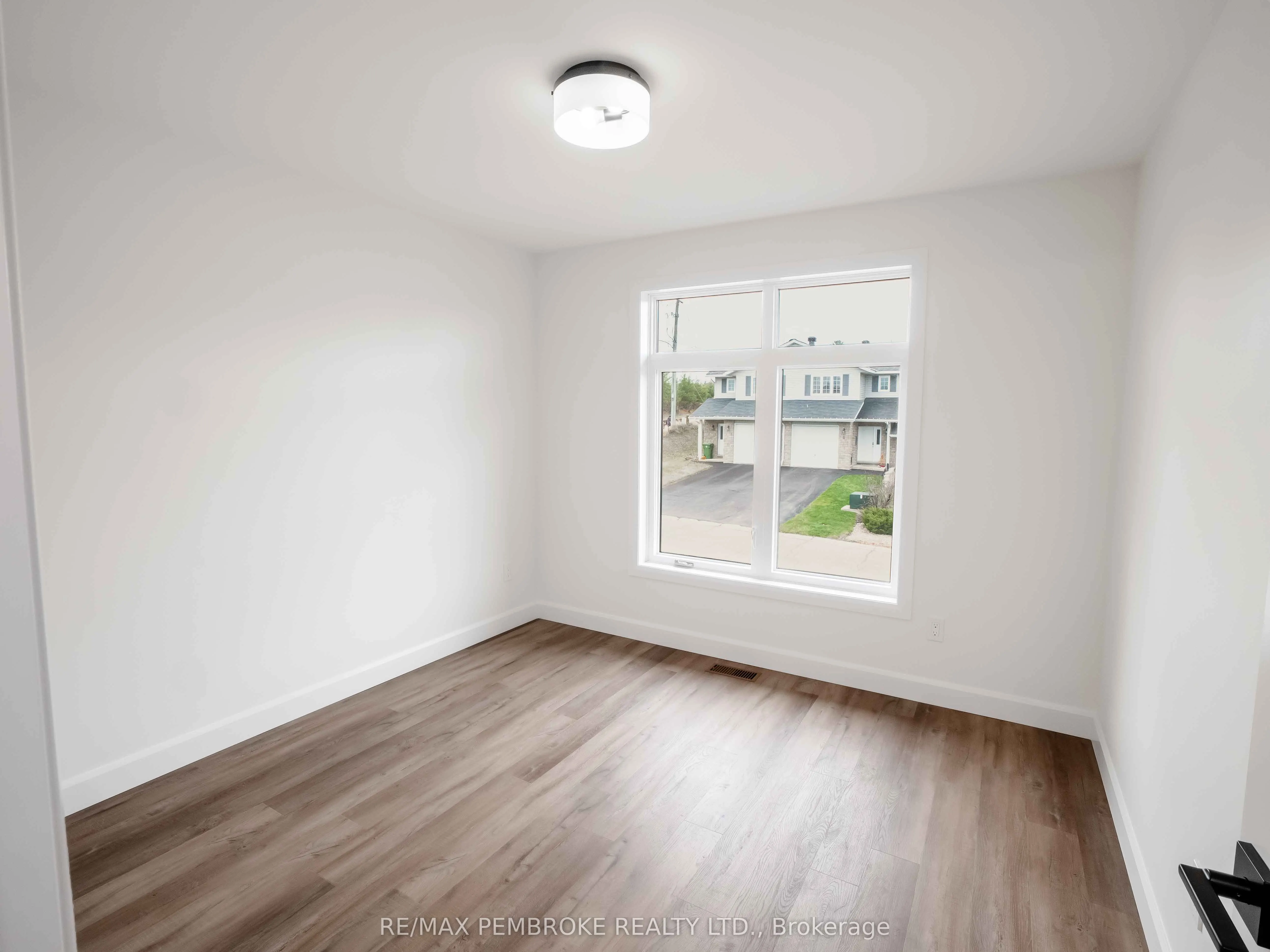 9 NORTHBROOK Street
