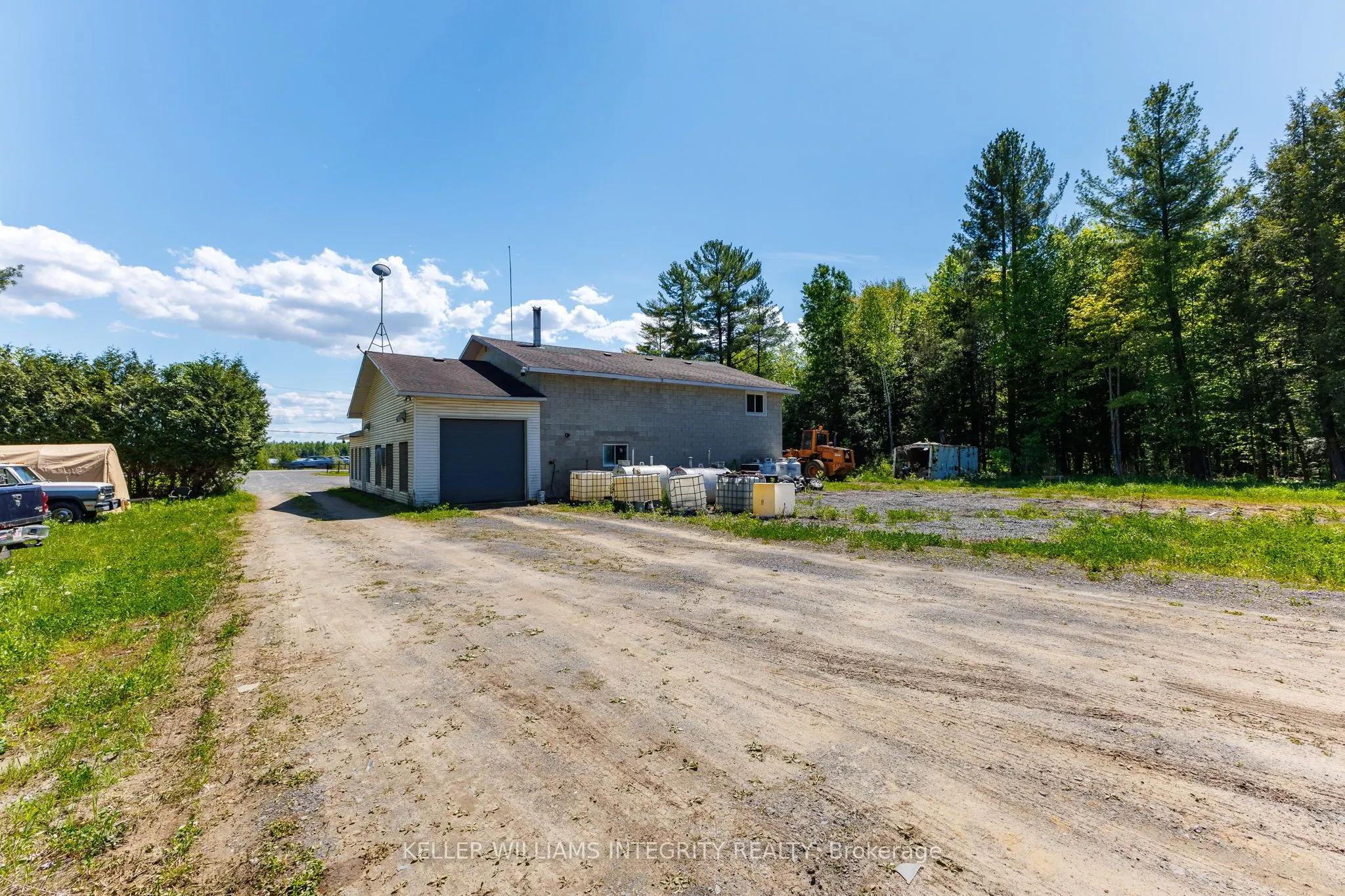1981 County 2 Road