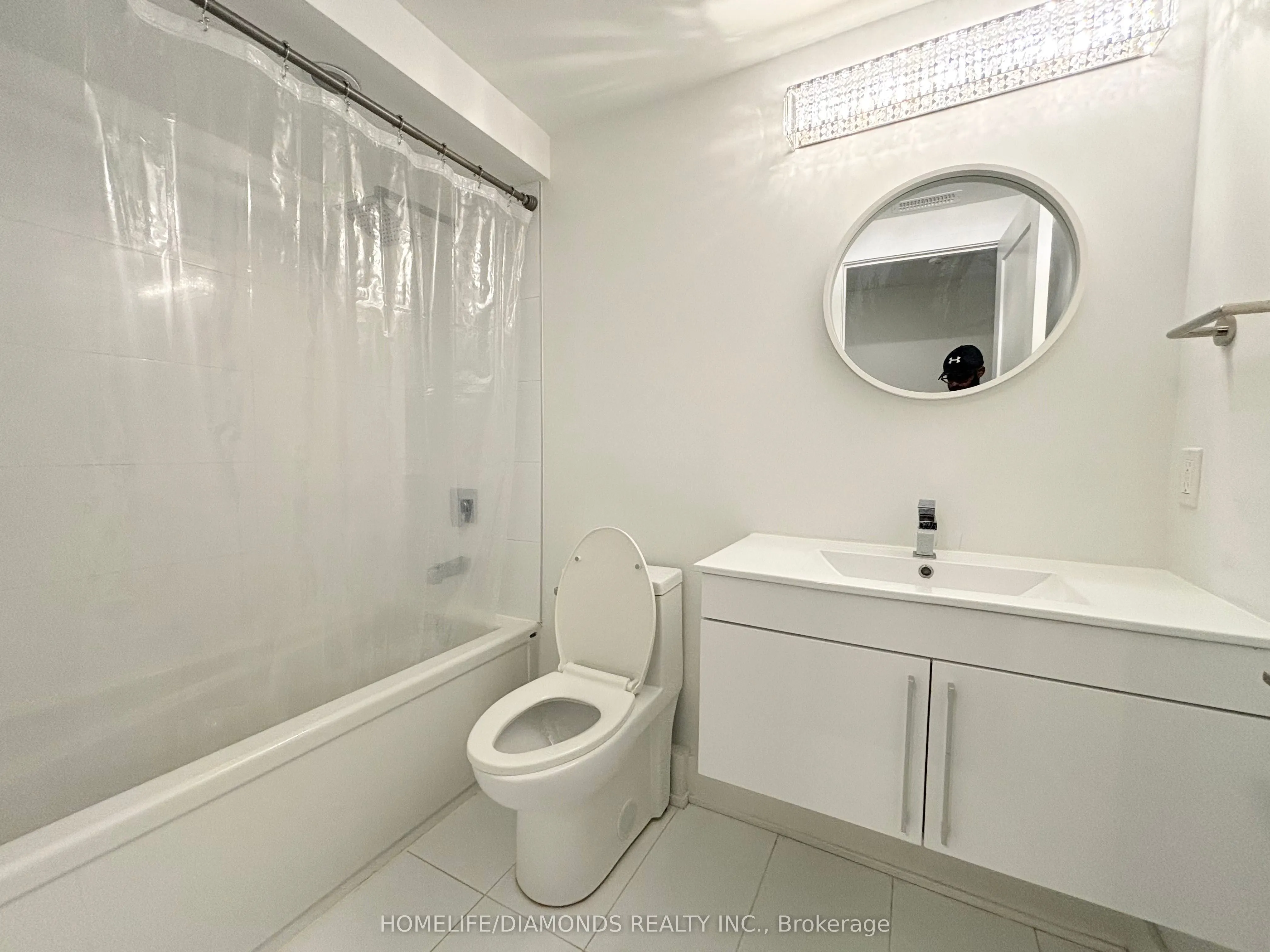 6065 MCLEOD Road, #101