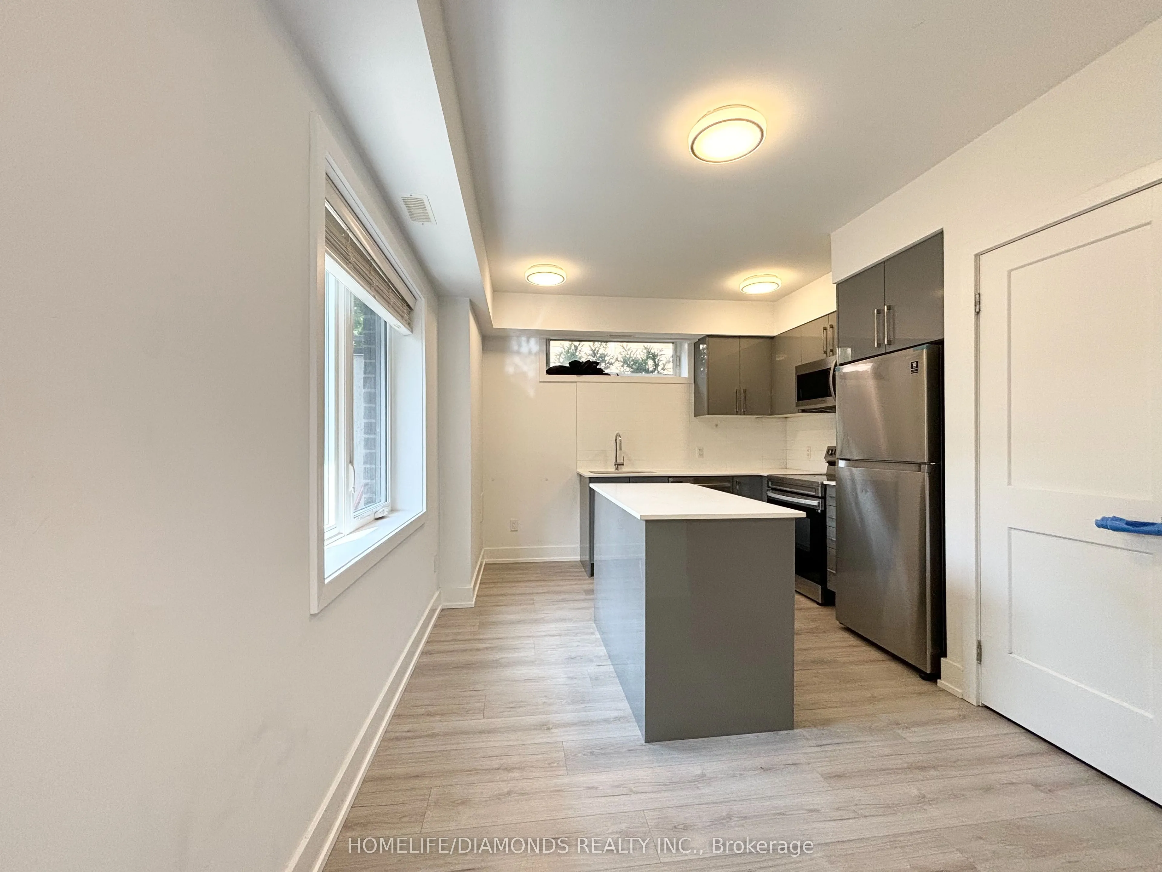 6065 MCLEOD Road, #101