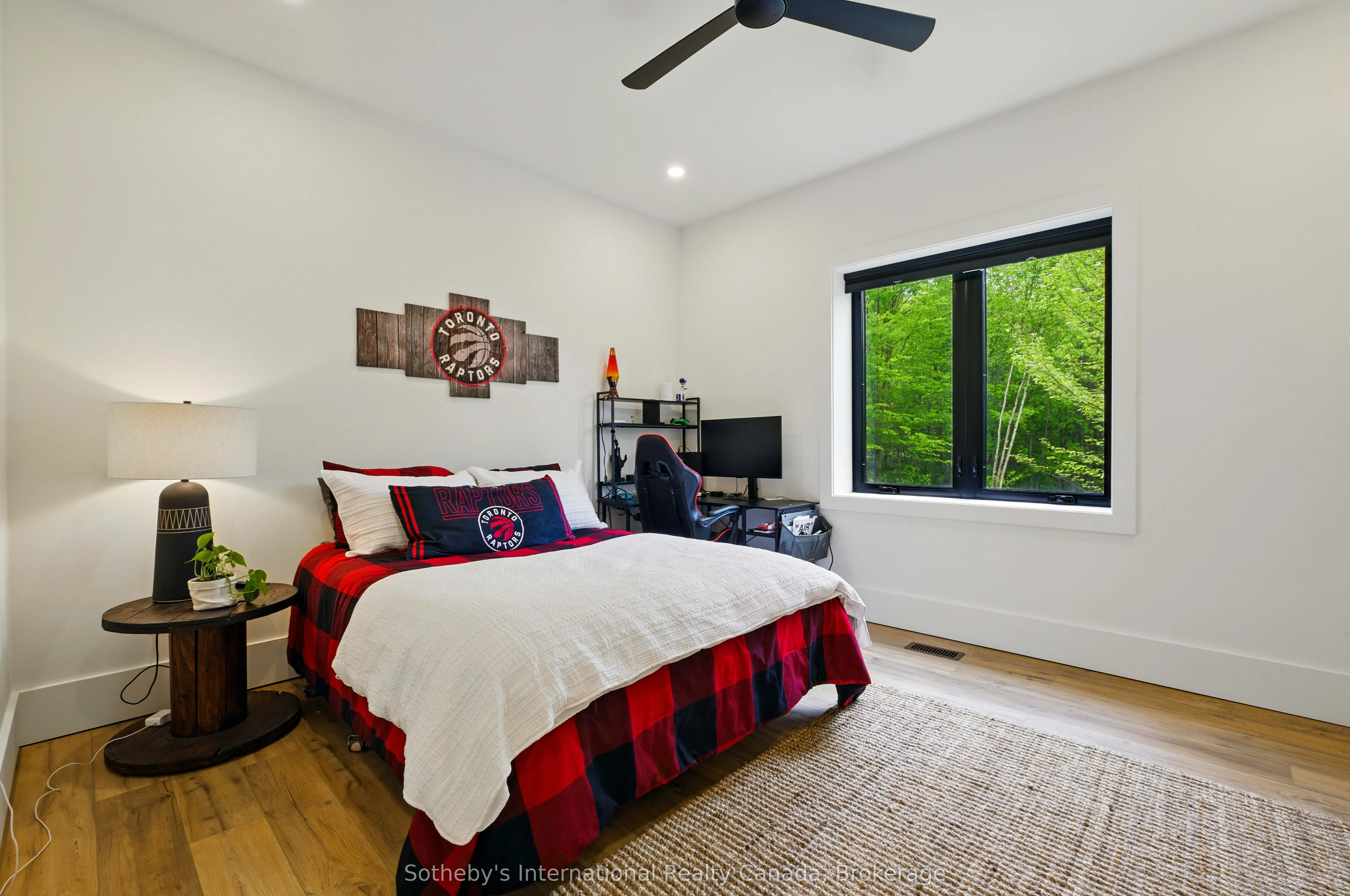 1241 Northshore Road