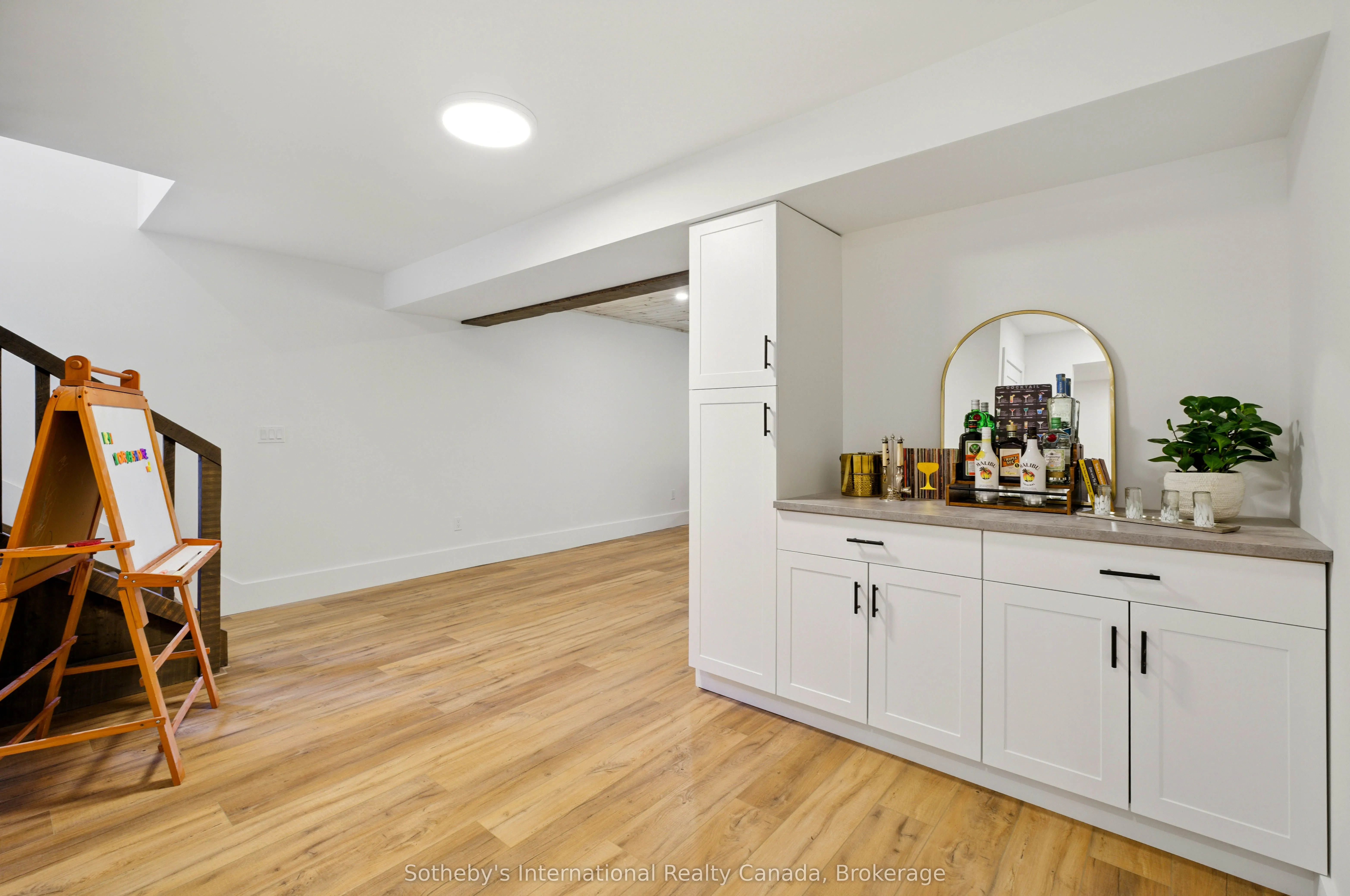 1241 Northshore Road