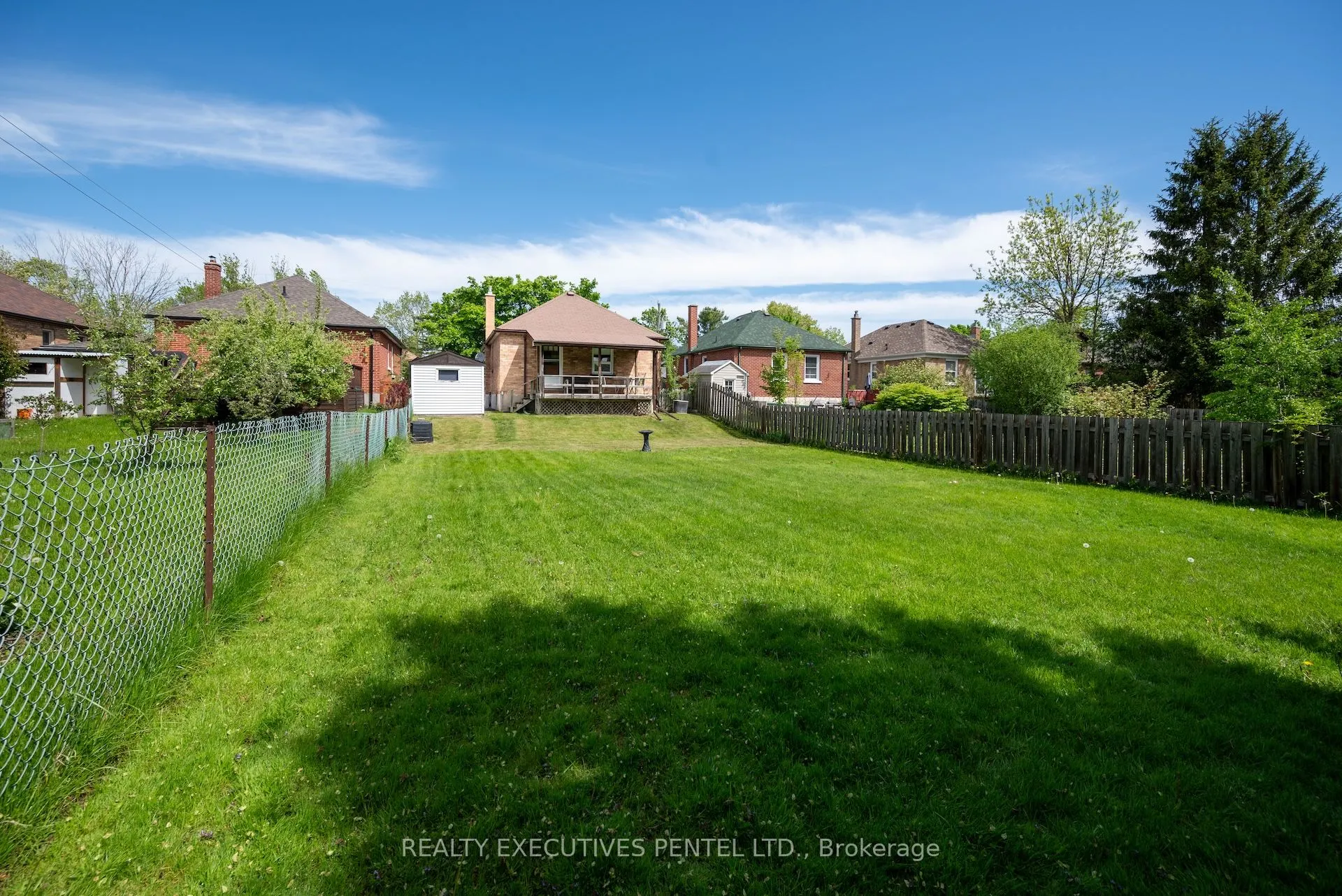 147 Spencer Street E