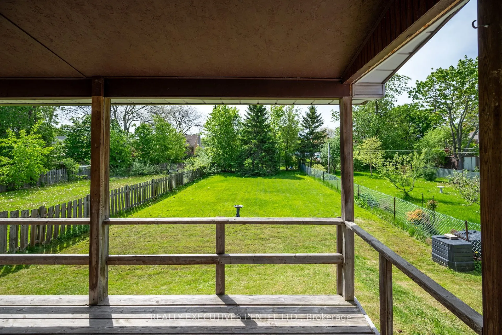147 Spencer Street E