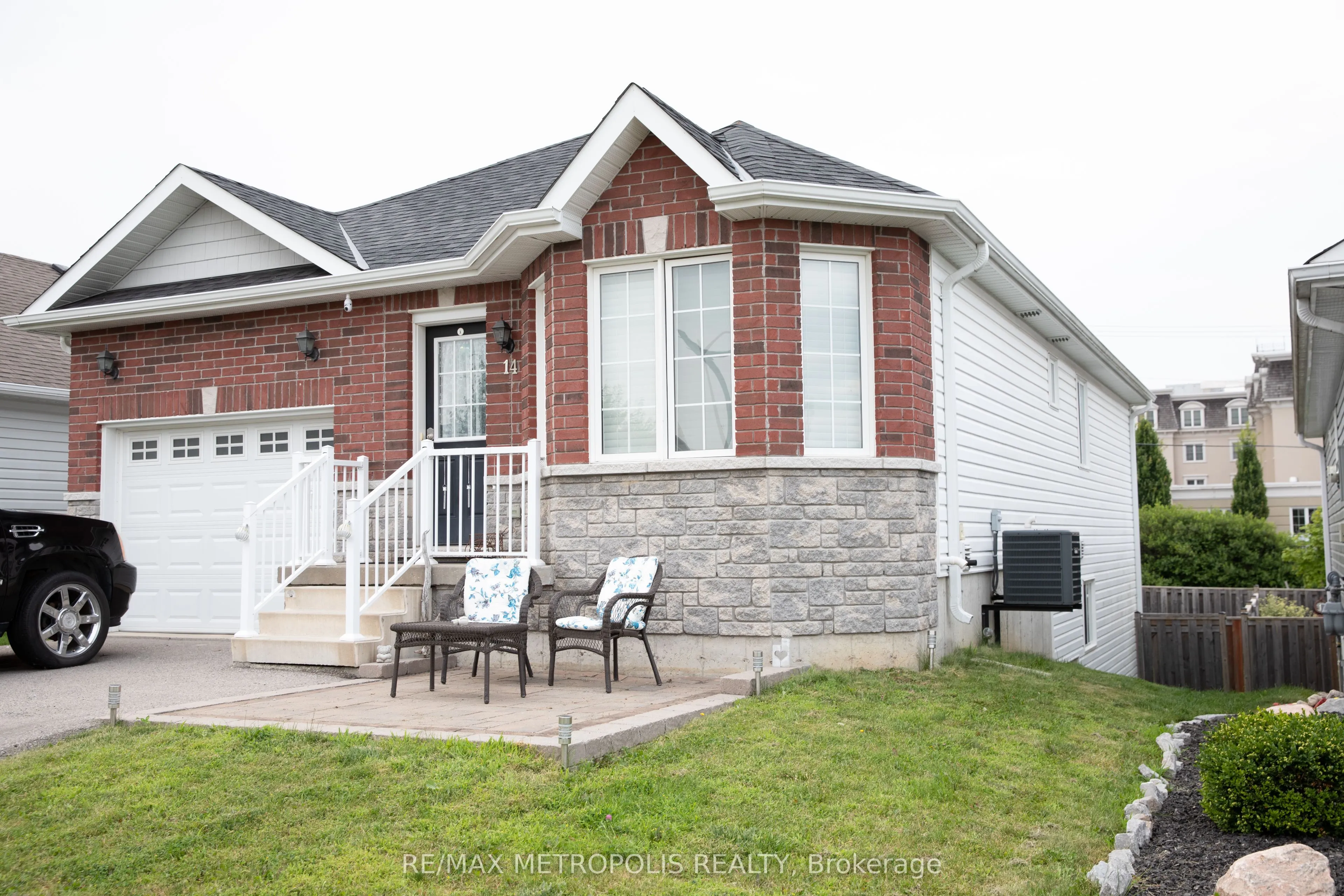 14 Lisbeth Crescent