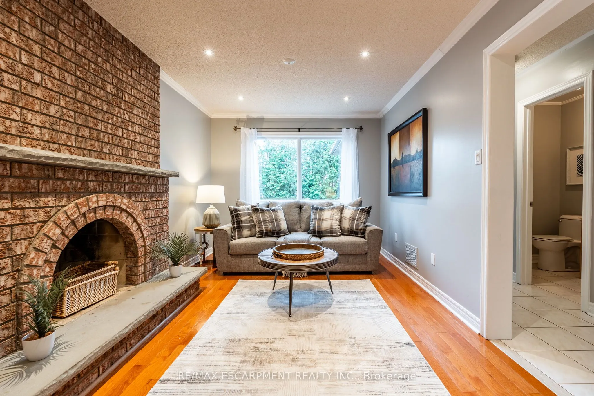 38 Fellowes Crescent