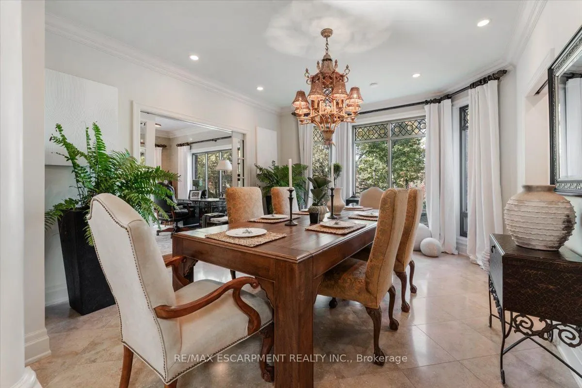 90 RIDGE Road W