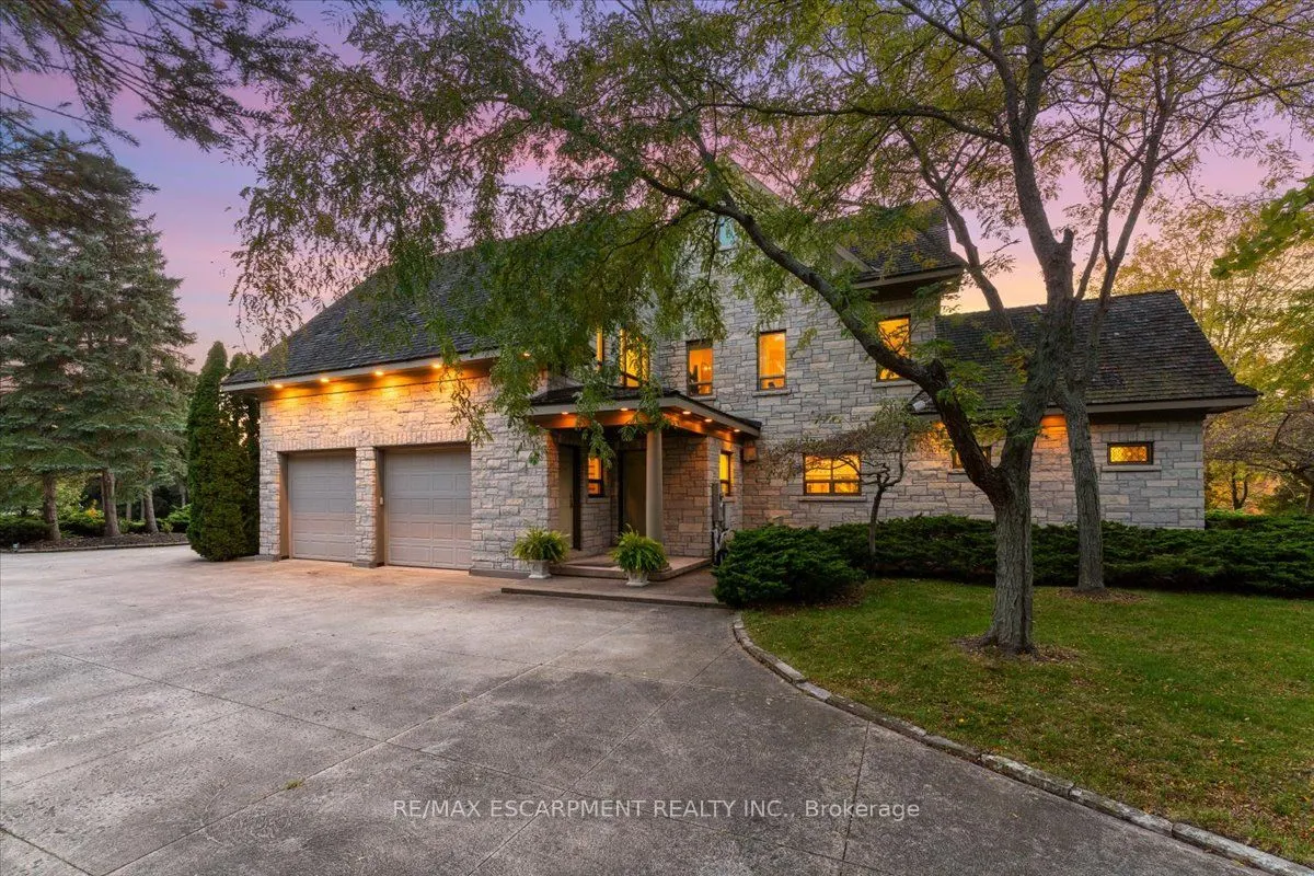 90 RIDGE Road W