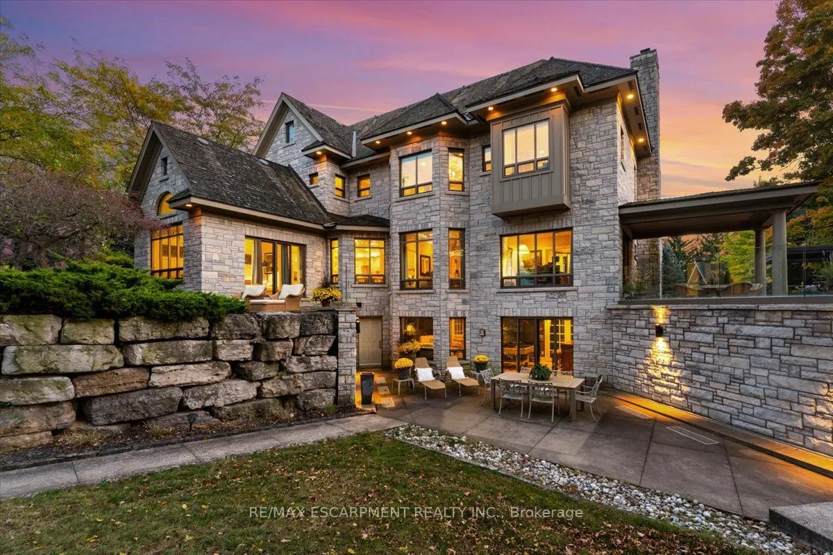 90 RIDGE Road W