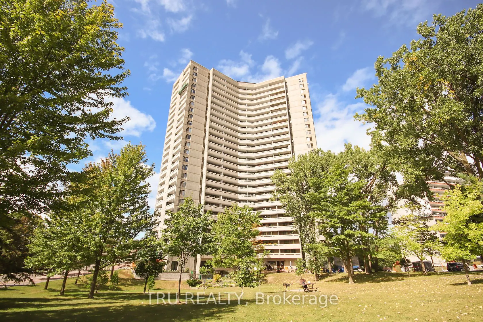 1081 AMBLESIDE Drive, #1604