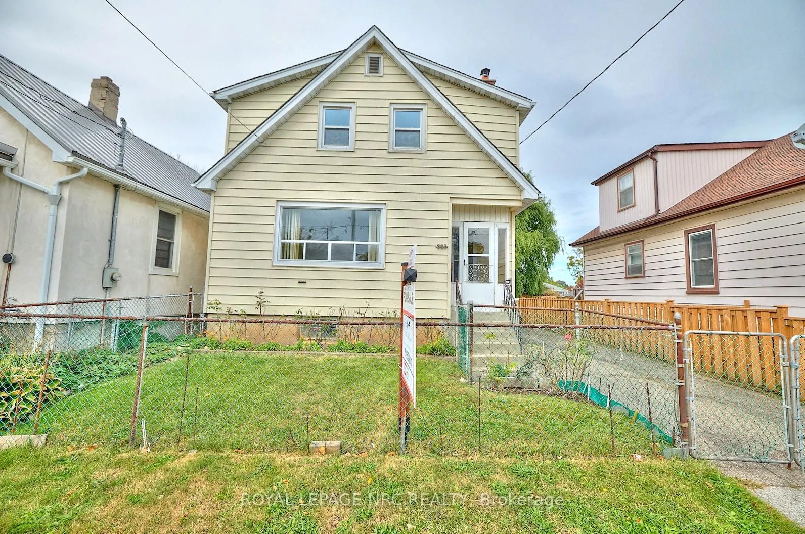223 Niagara Street