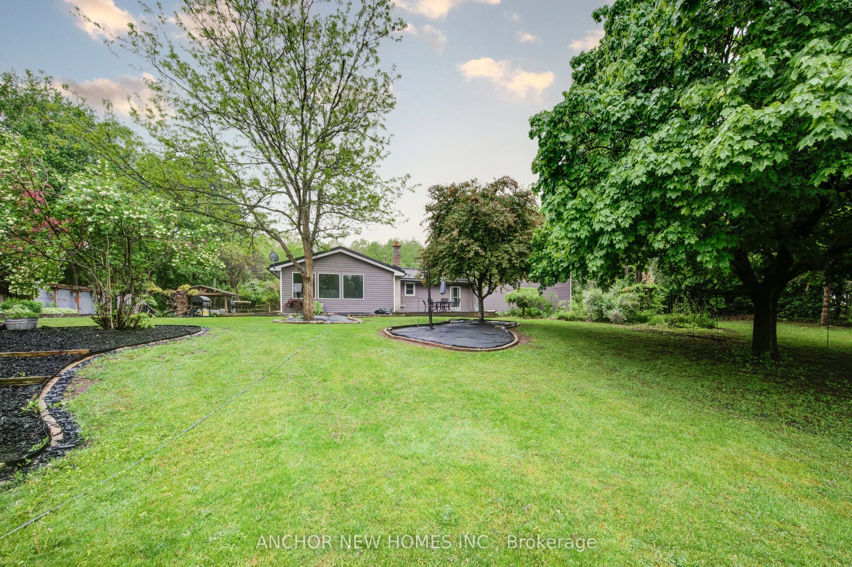 403137 ROBINSON Road