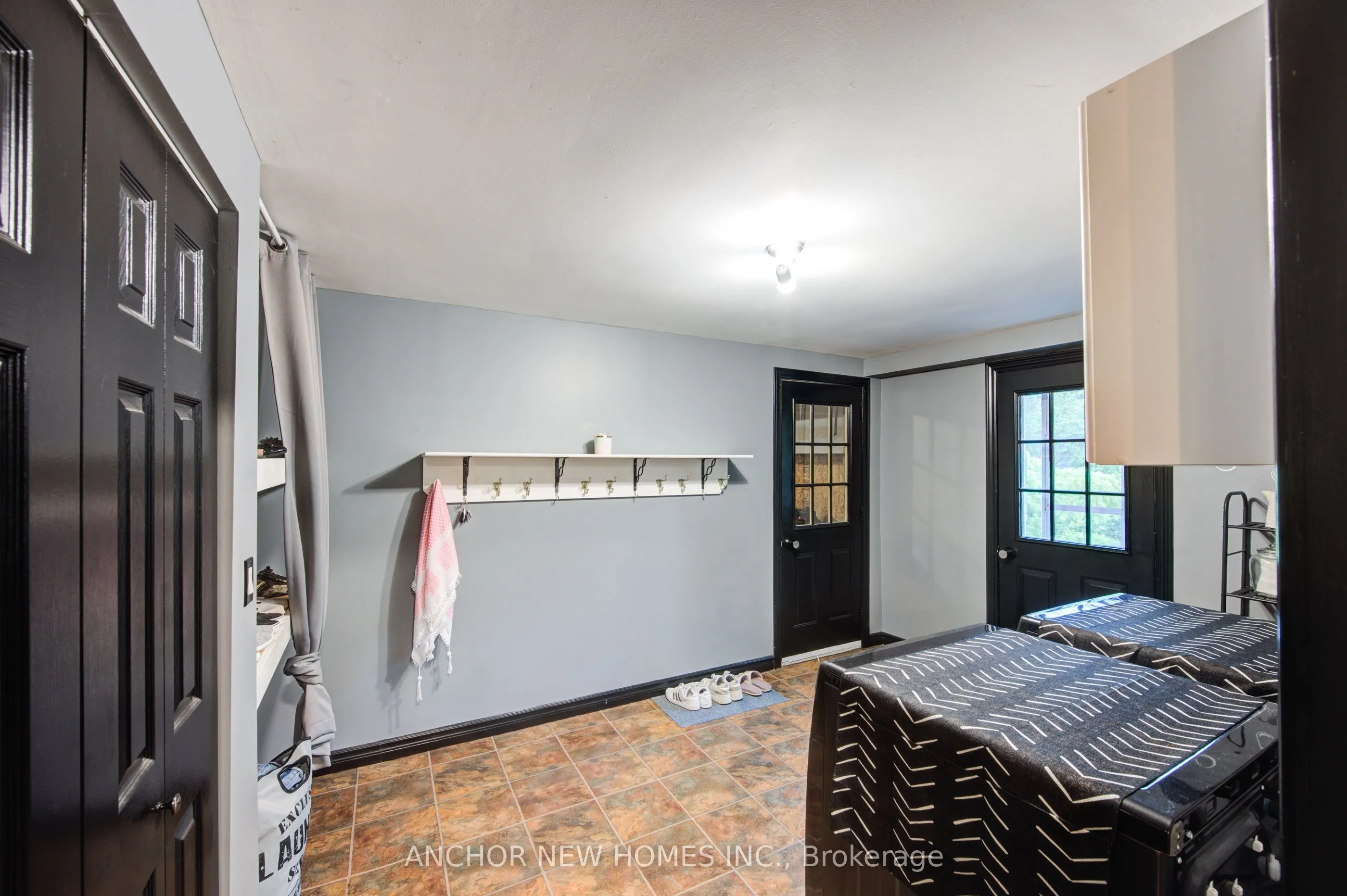 403137 ROBINSON Road