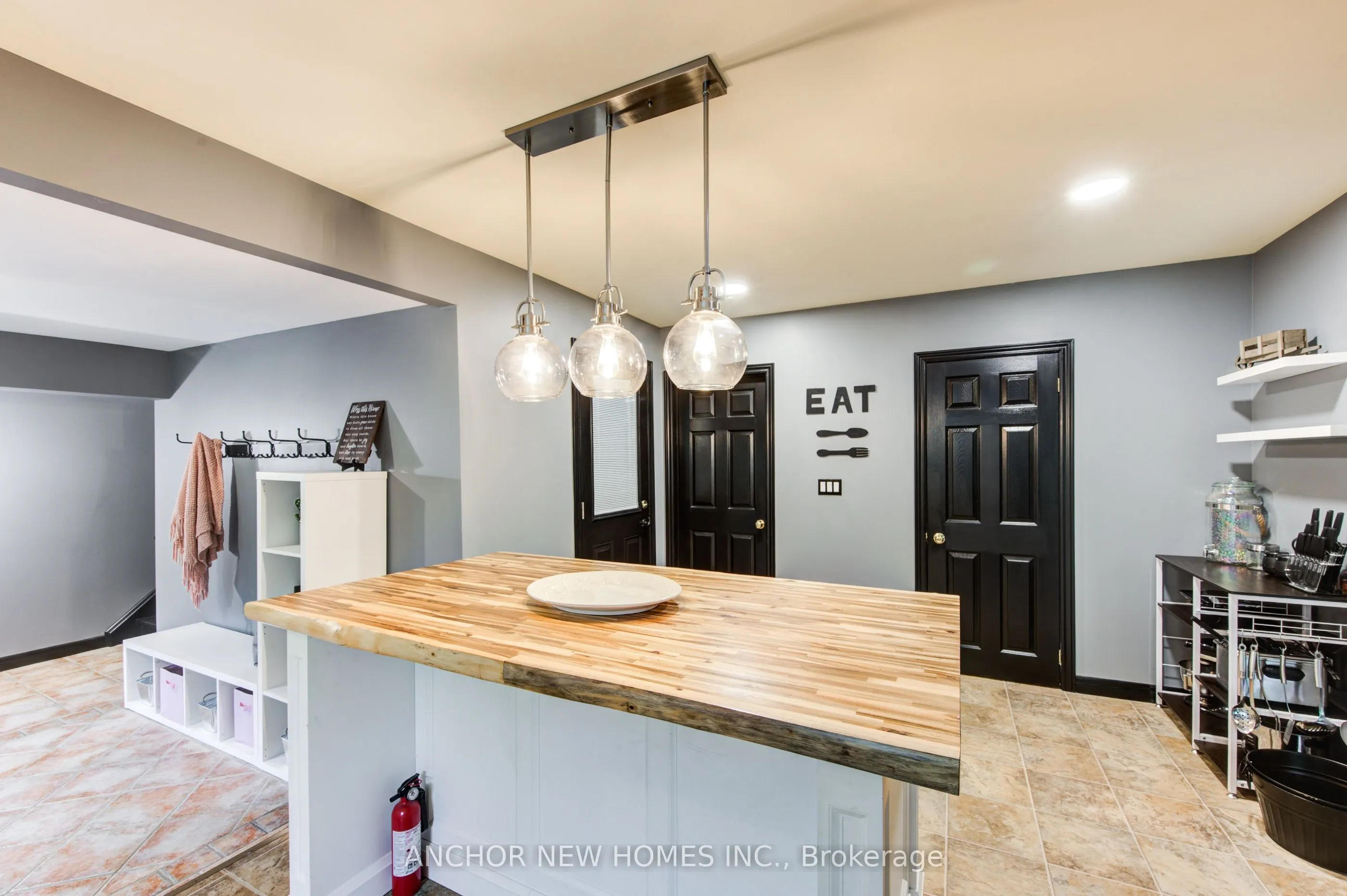 403137 ROBINSON Road