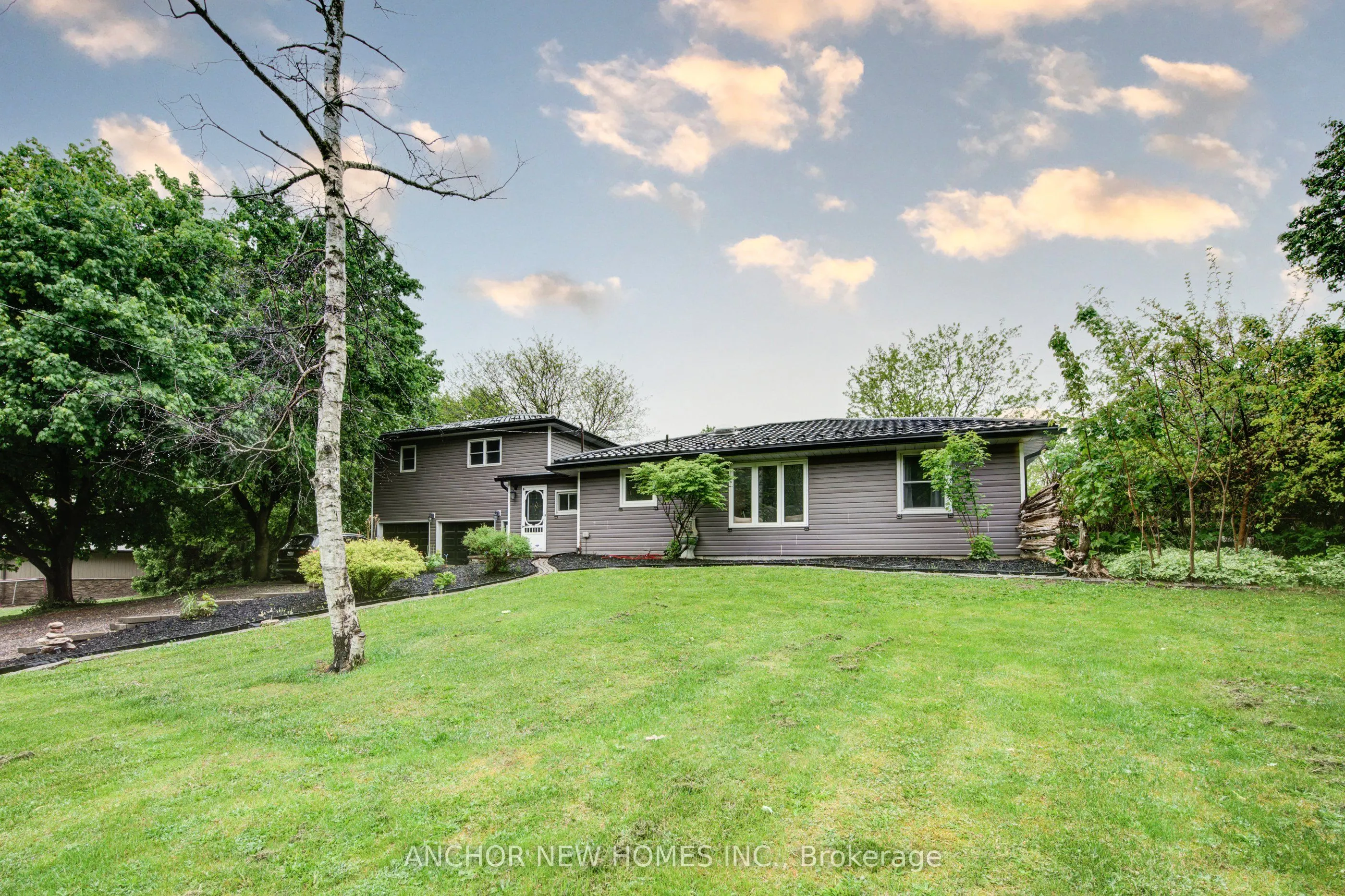 403137 ROBINSON Road