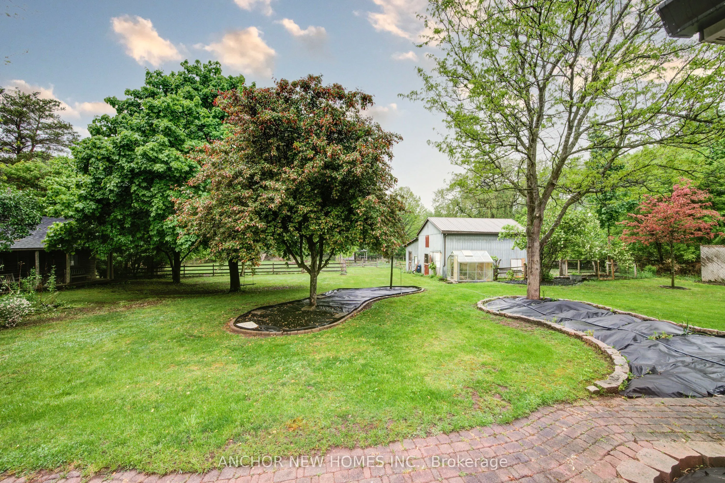 403137 ROBINSON Road