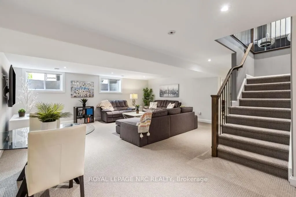17 Mills Lane #31