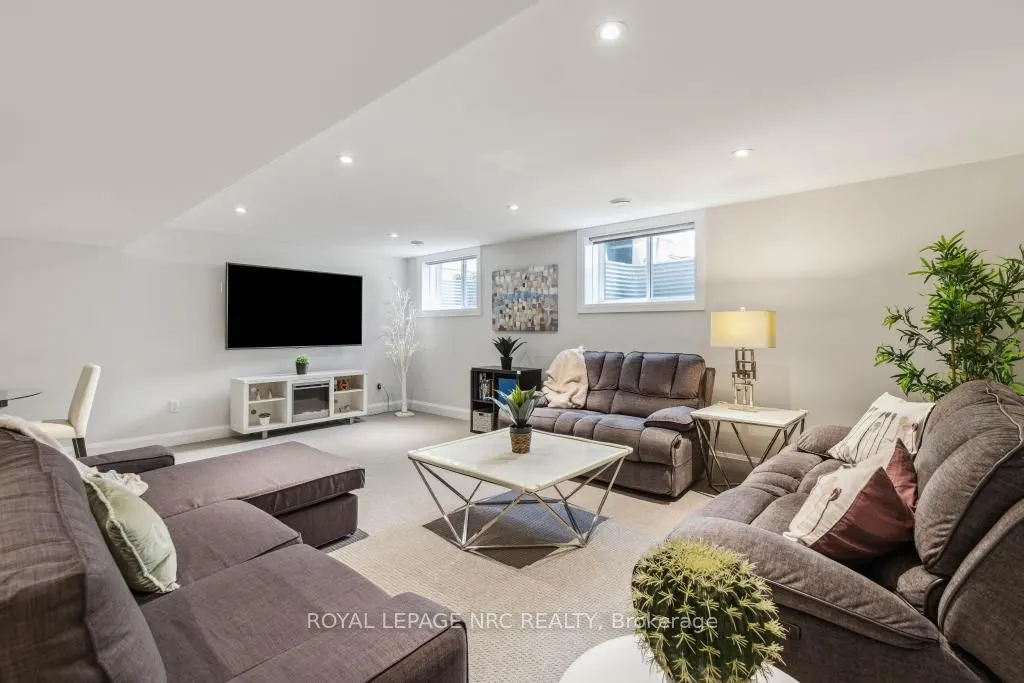17 Mills Lane #31