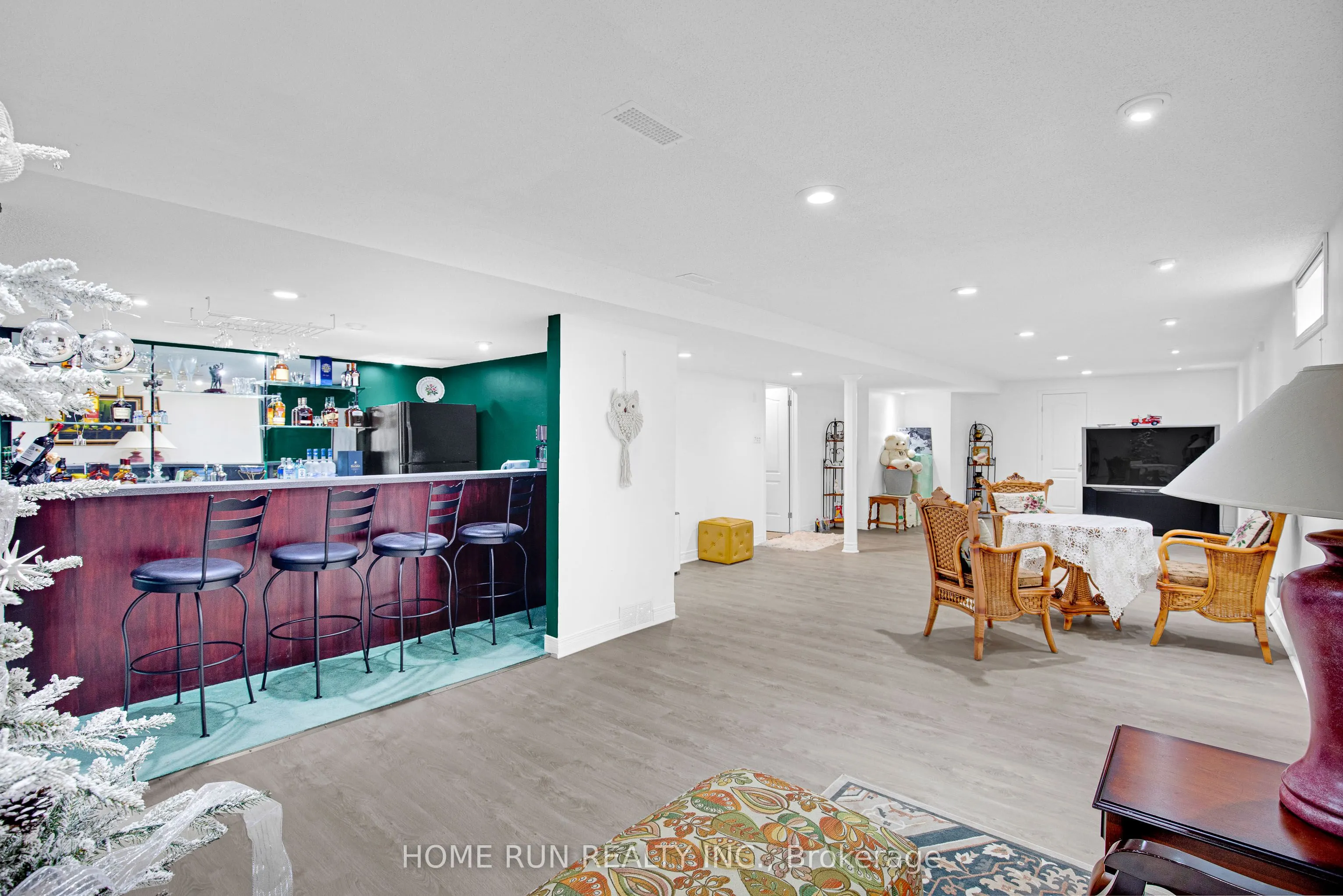 6 Zokol Crescent