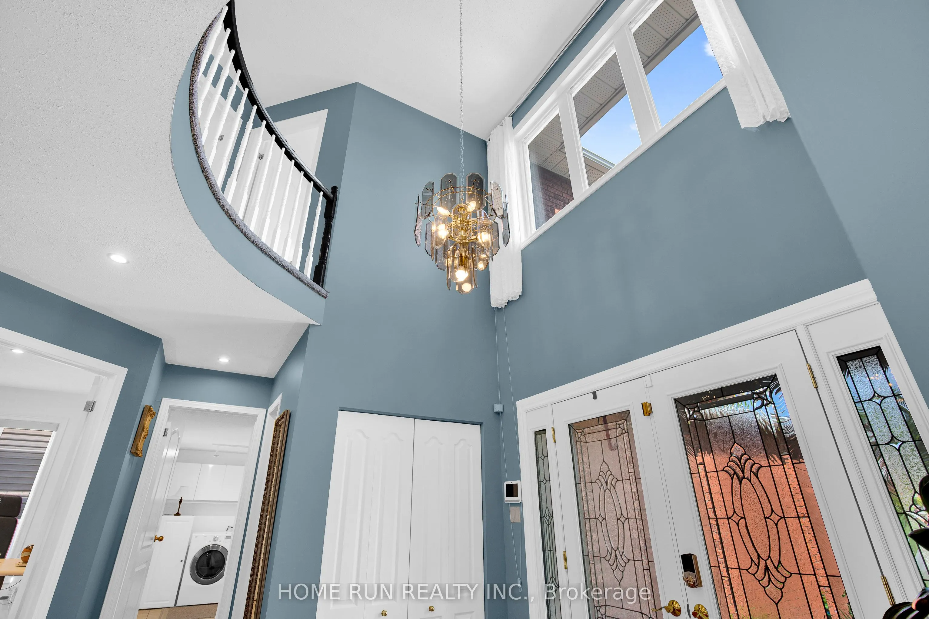 6 Zokol Crescent