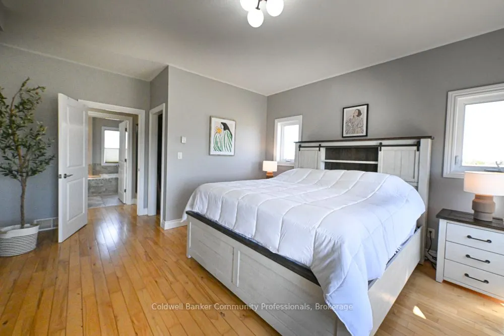 1065 Concession 3 Road