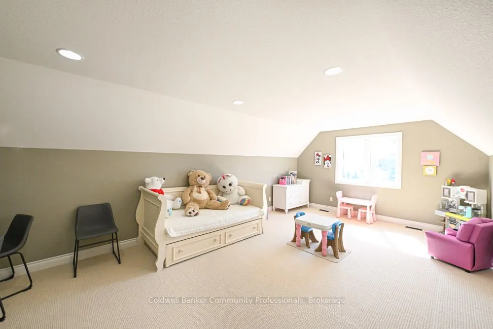 1065 Concession 3 Road