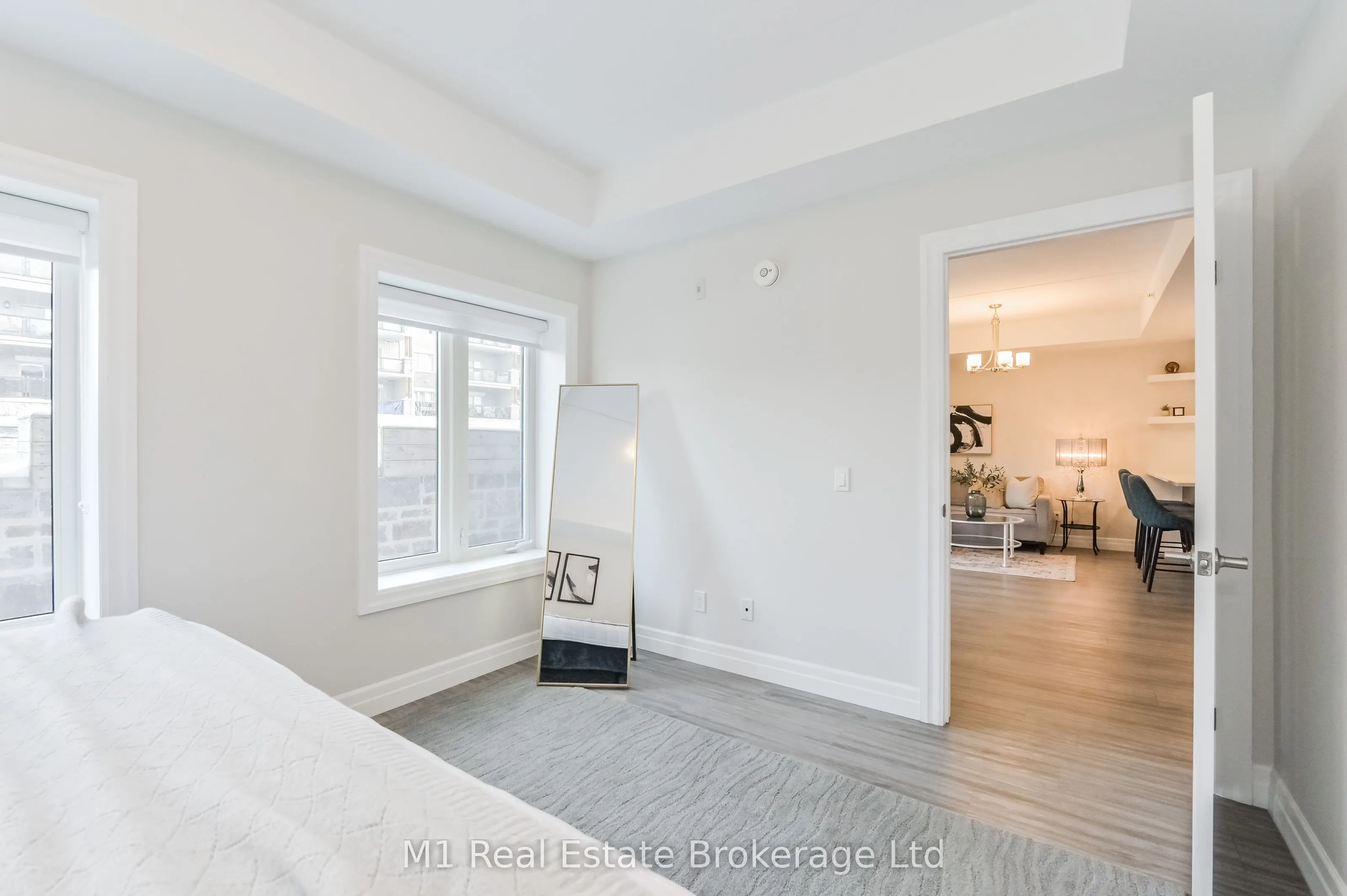 19 Stumpf Street, #101