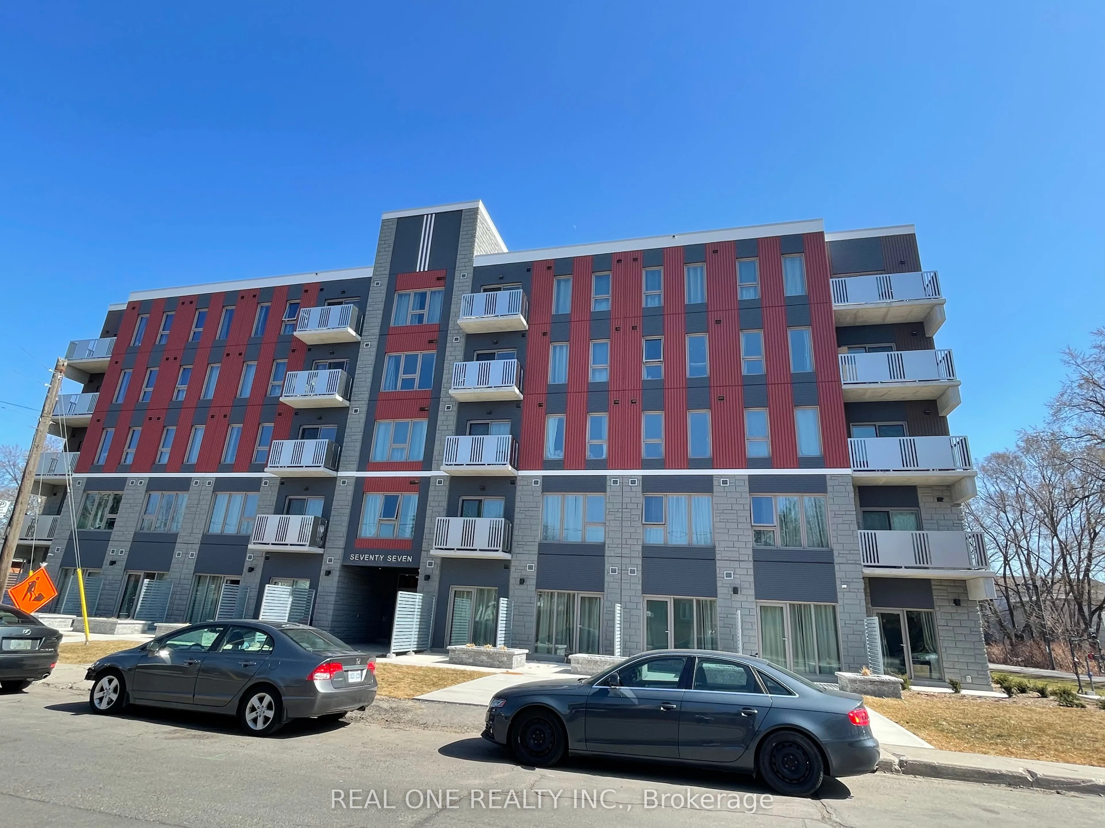 77 Leland Street, #424