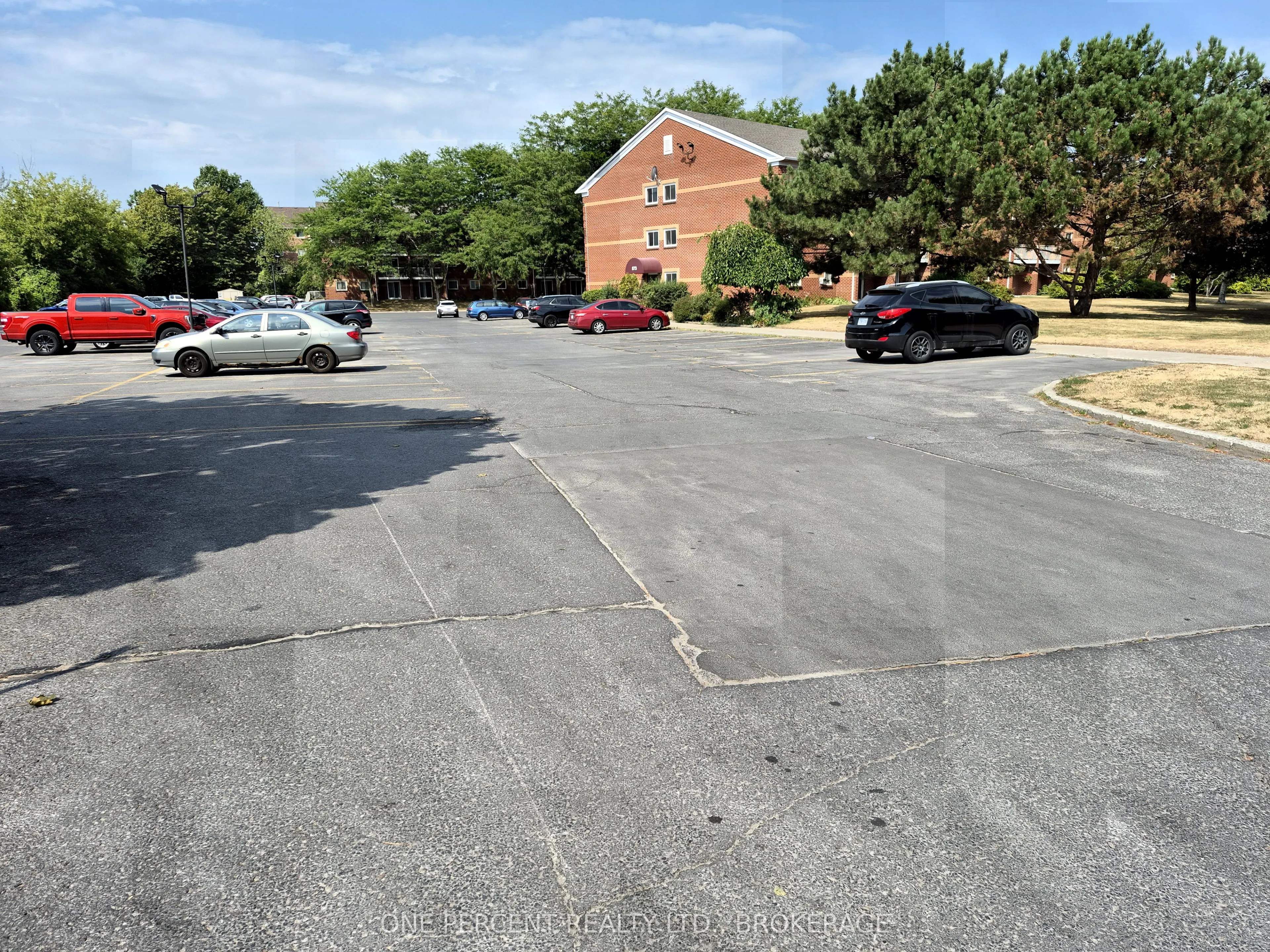 561 Armstrong Road, #116