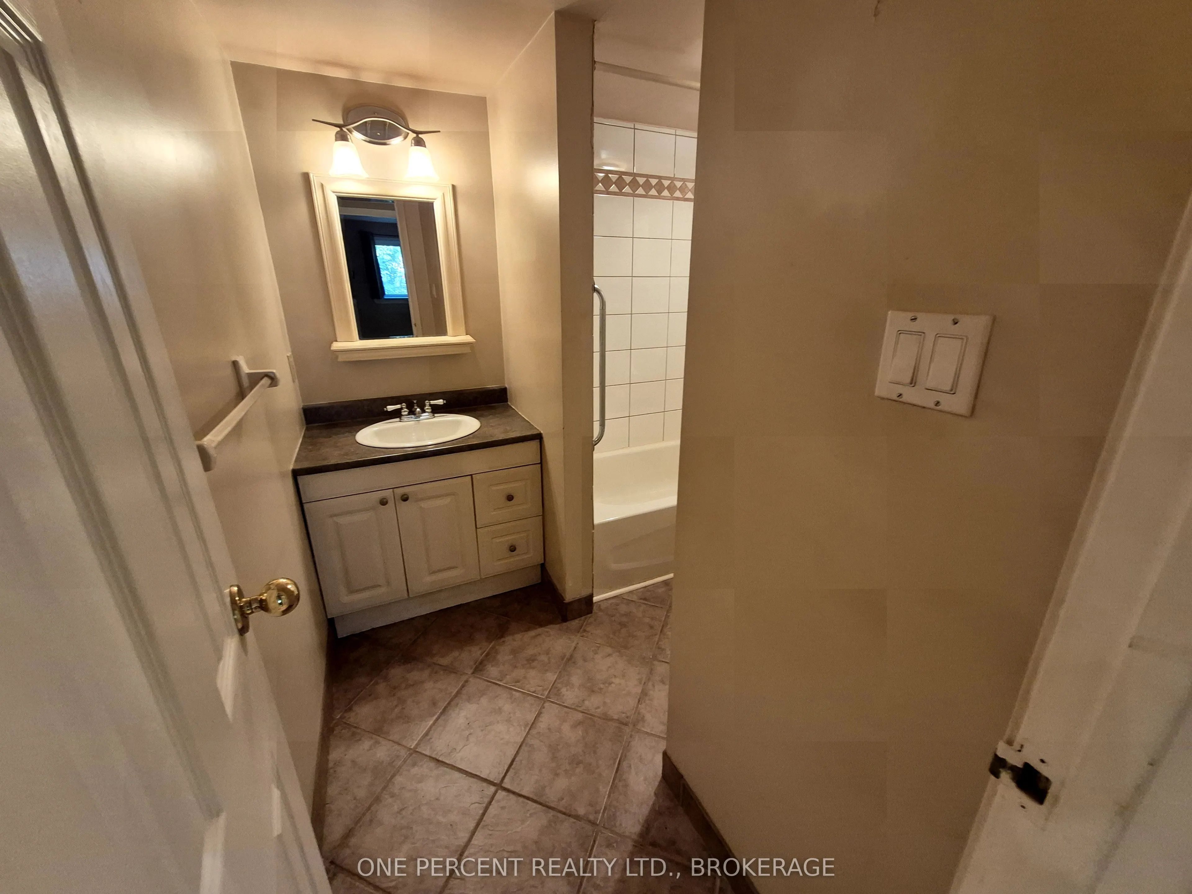 561 Armstrong Road, #116