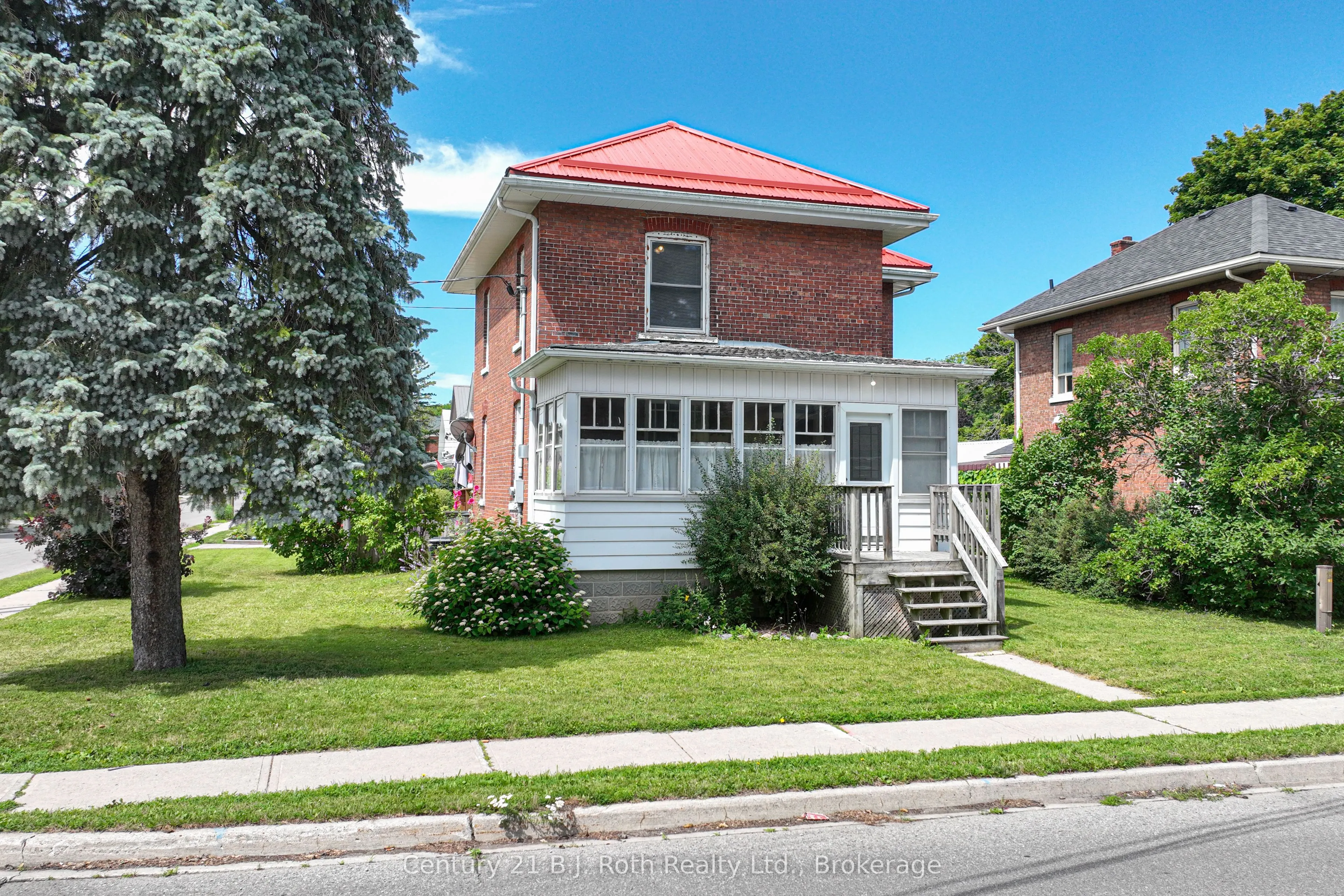 33 Sussex Street S